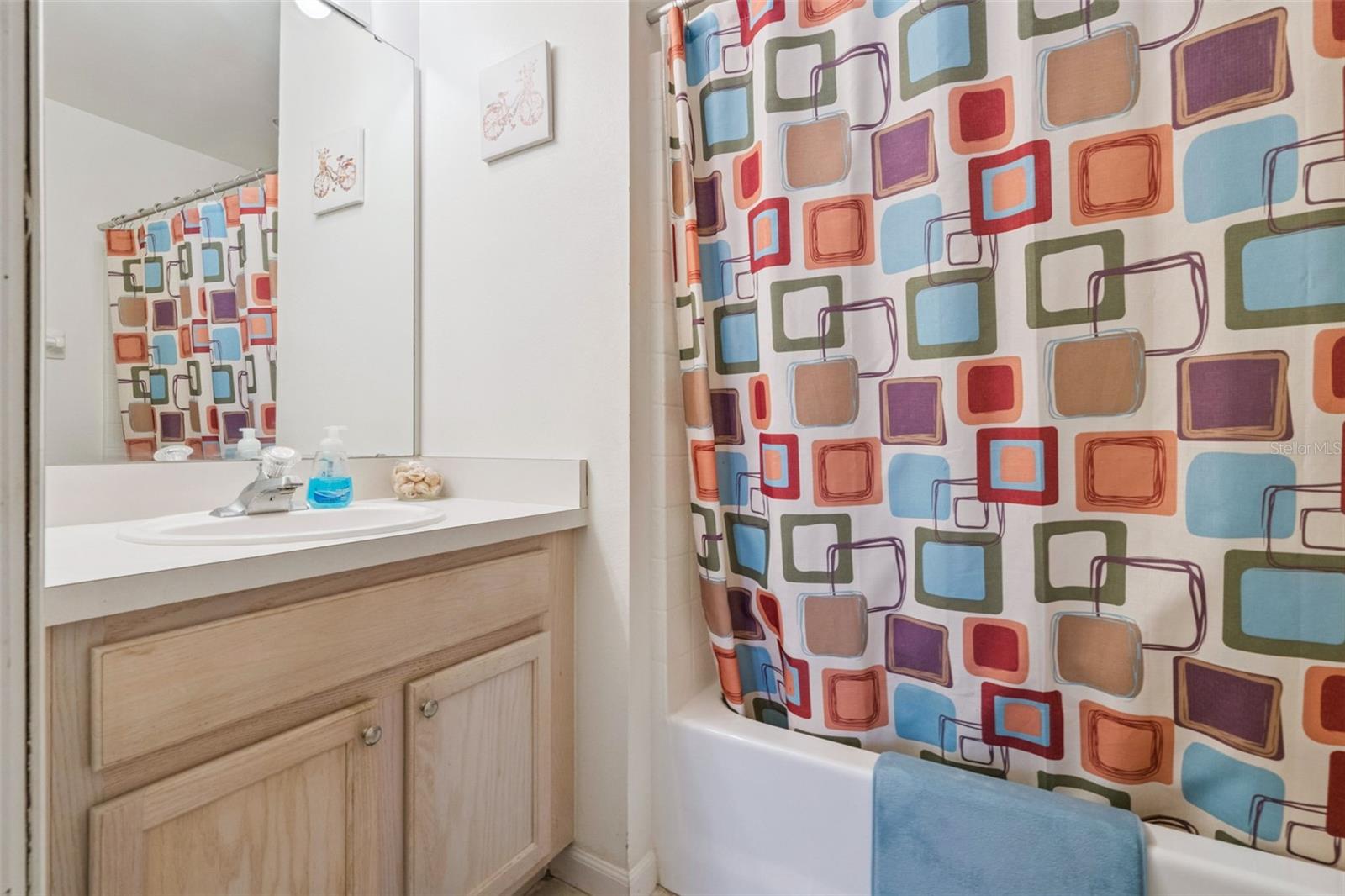 Image 22 of 46 For 148 Grosvenor Loop