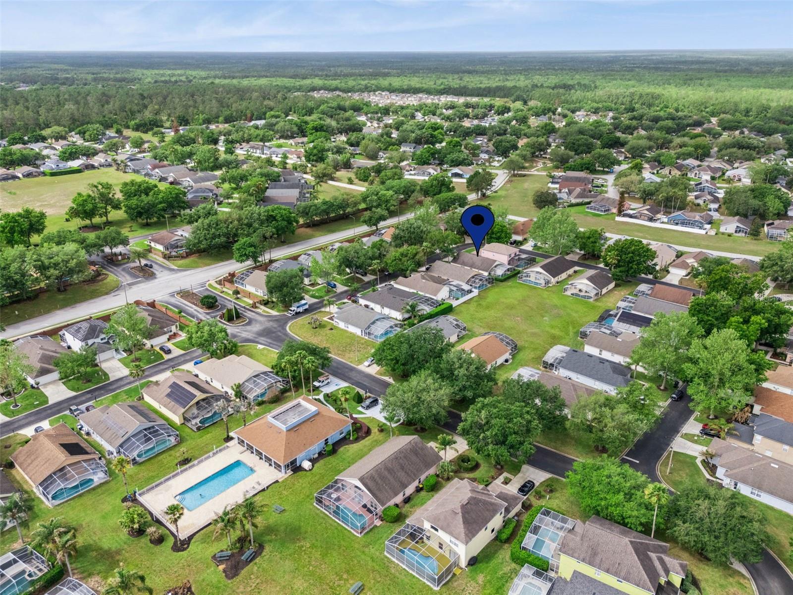 Image 34 of 46 For 148 Grosvenor Loop