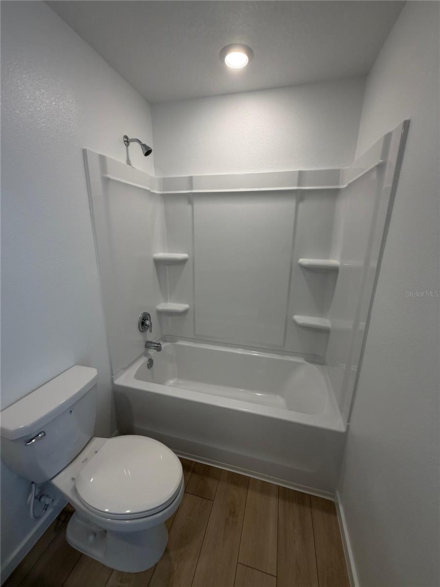 Image 10 of 12 For 824 Lynx Street