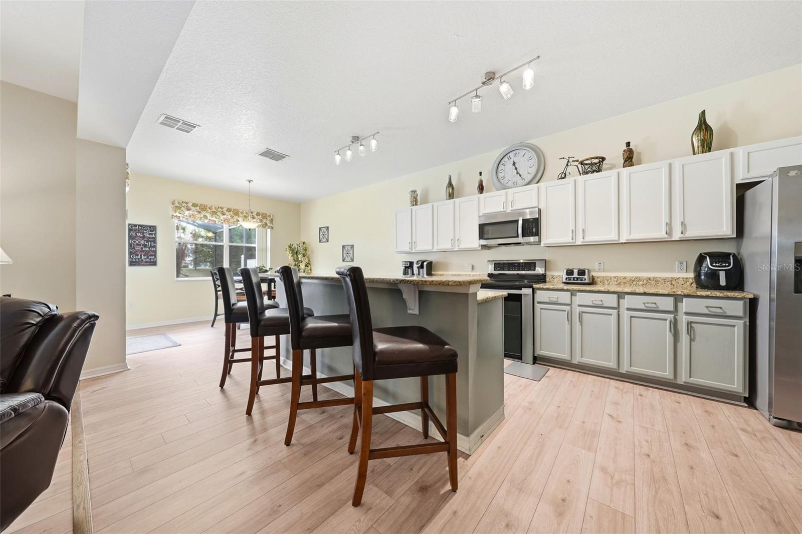 Image 15 of 53 For 133 Bay Leaf Lane