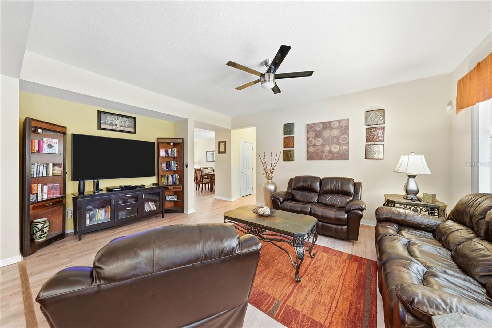 Image 19 of 53 For 133 Bay Leaf Lane