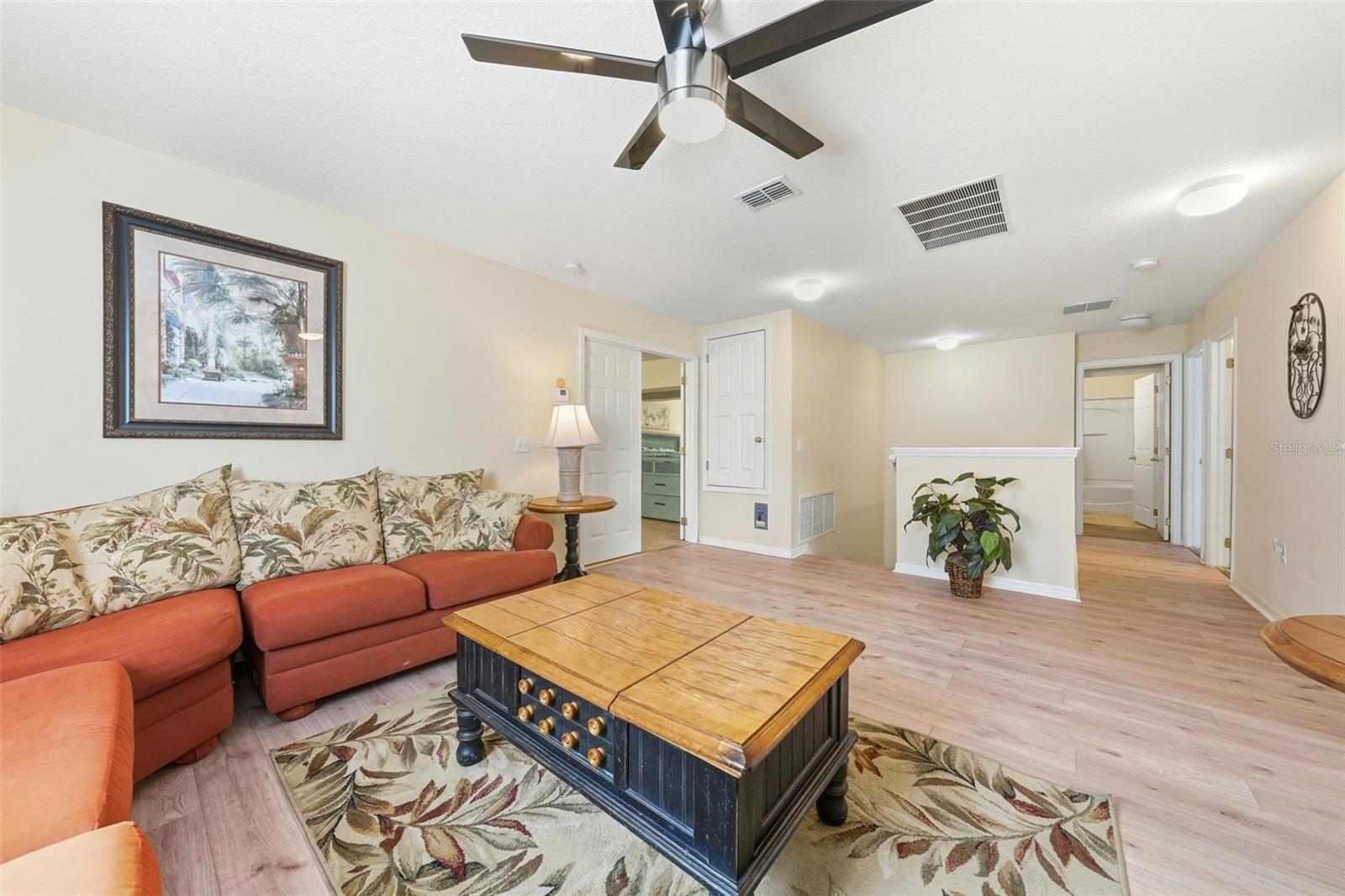 Image 20 of 53 For 133 Bay Leaf Lane