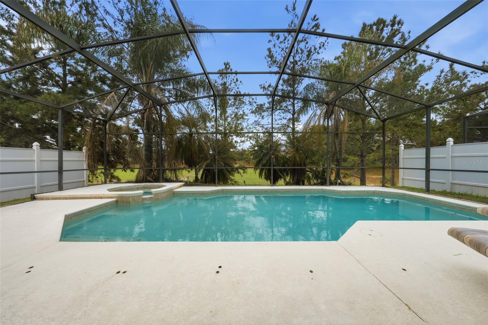 Image 6 of 53 For 133 Bay Leaf Lane