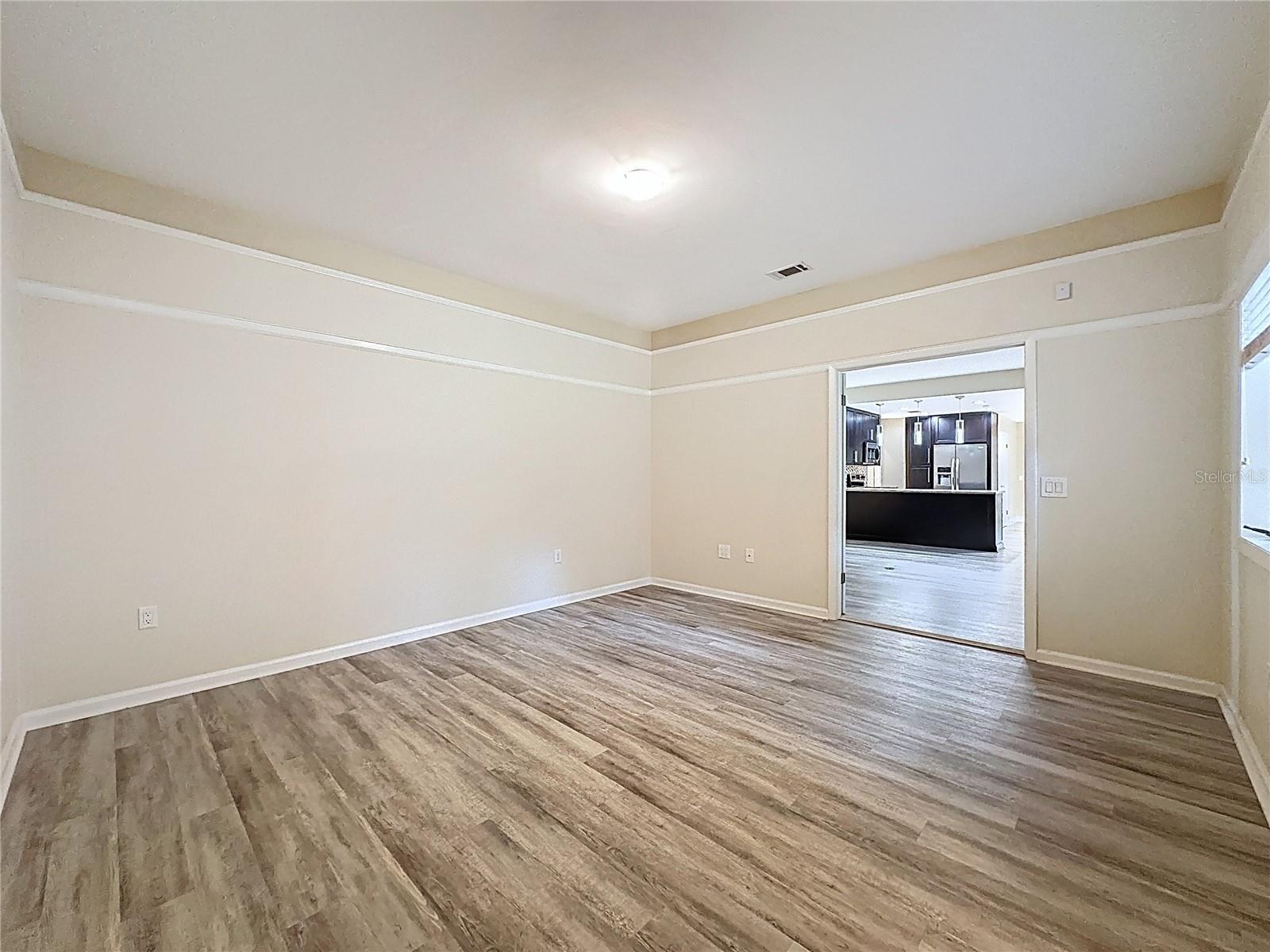 Image 40 of 92 For 6846 Lake View Drive