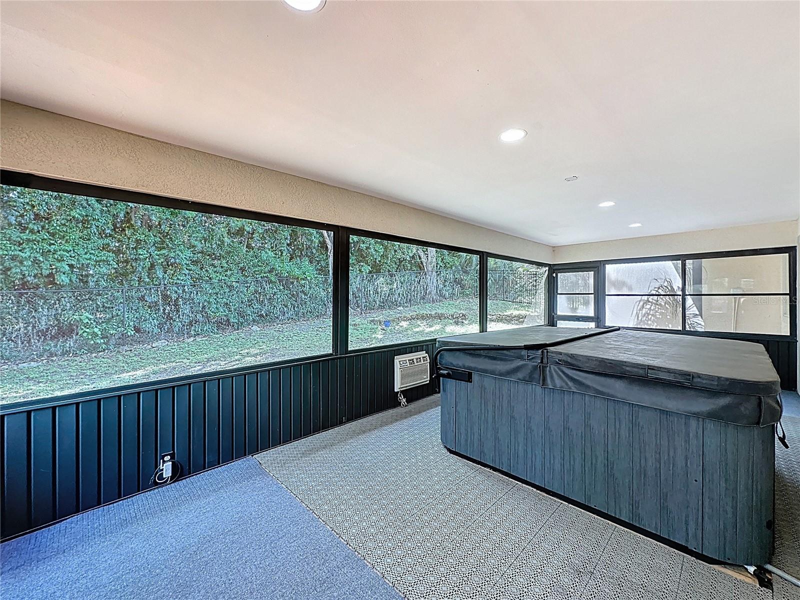 Image 68 of 92 For 6846 Lake View Drive