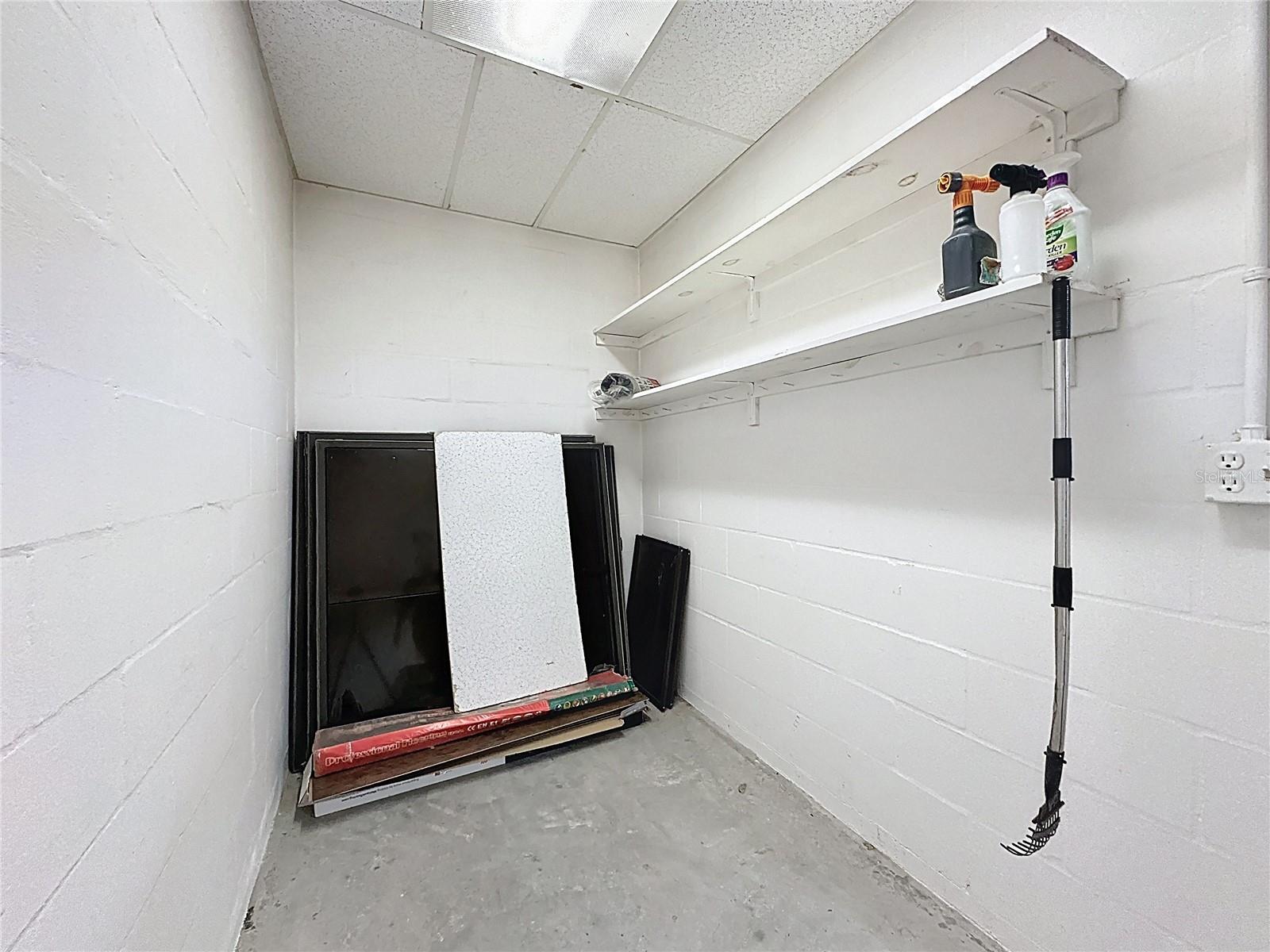 Image 75 of 92 For 6846 Lake View Drive