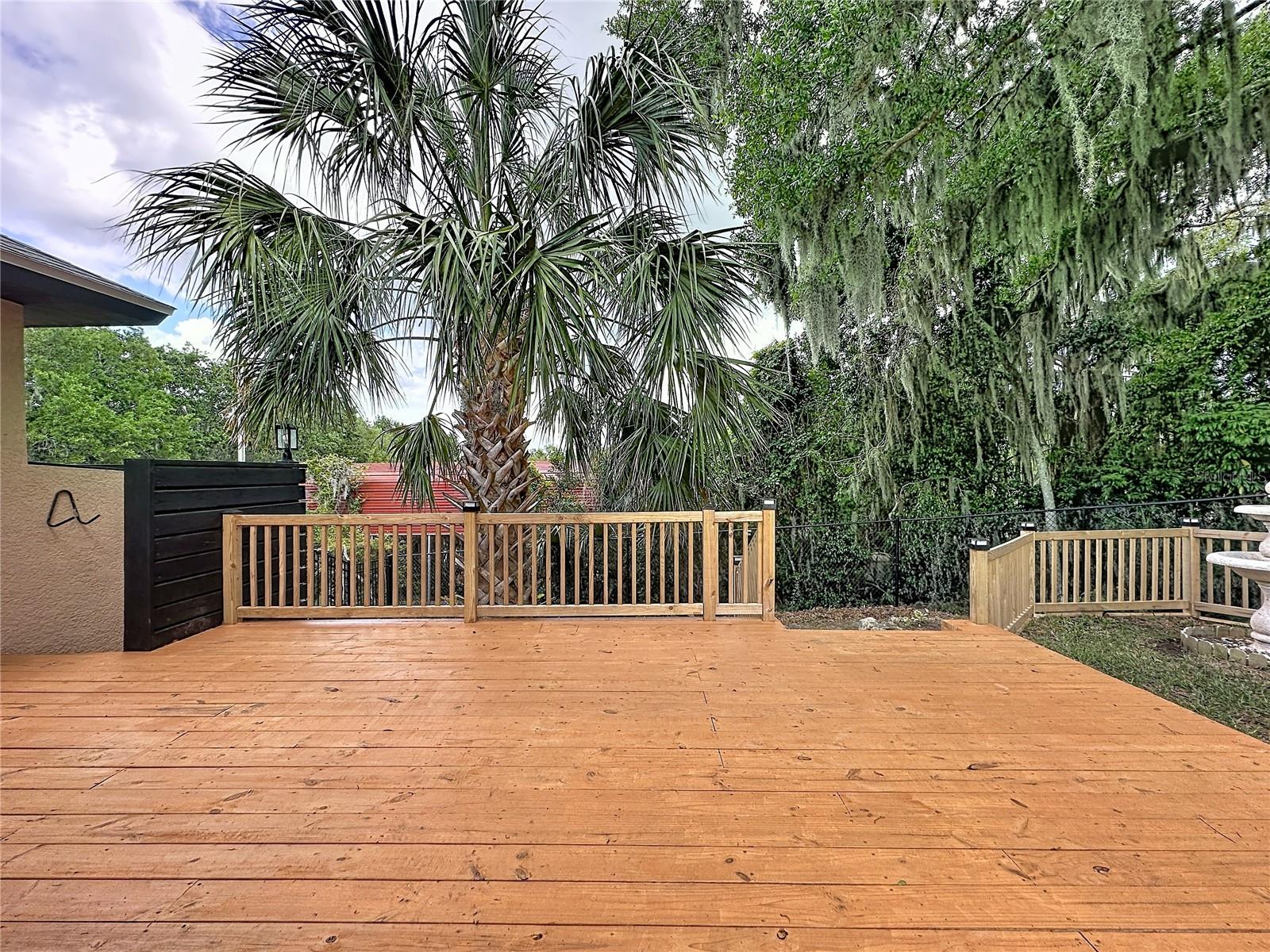 Image 76 of 92 For 6846 Lake View Drive