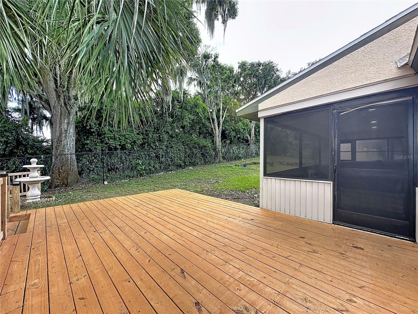 Image 77 of 92 For 6846 Lake View Drive