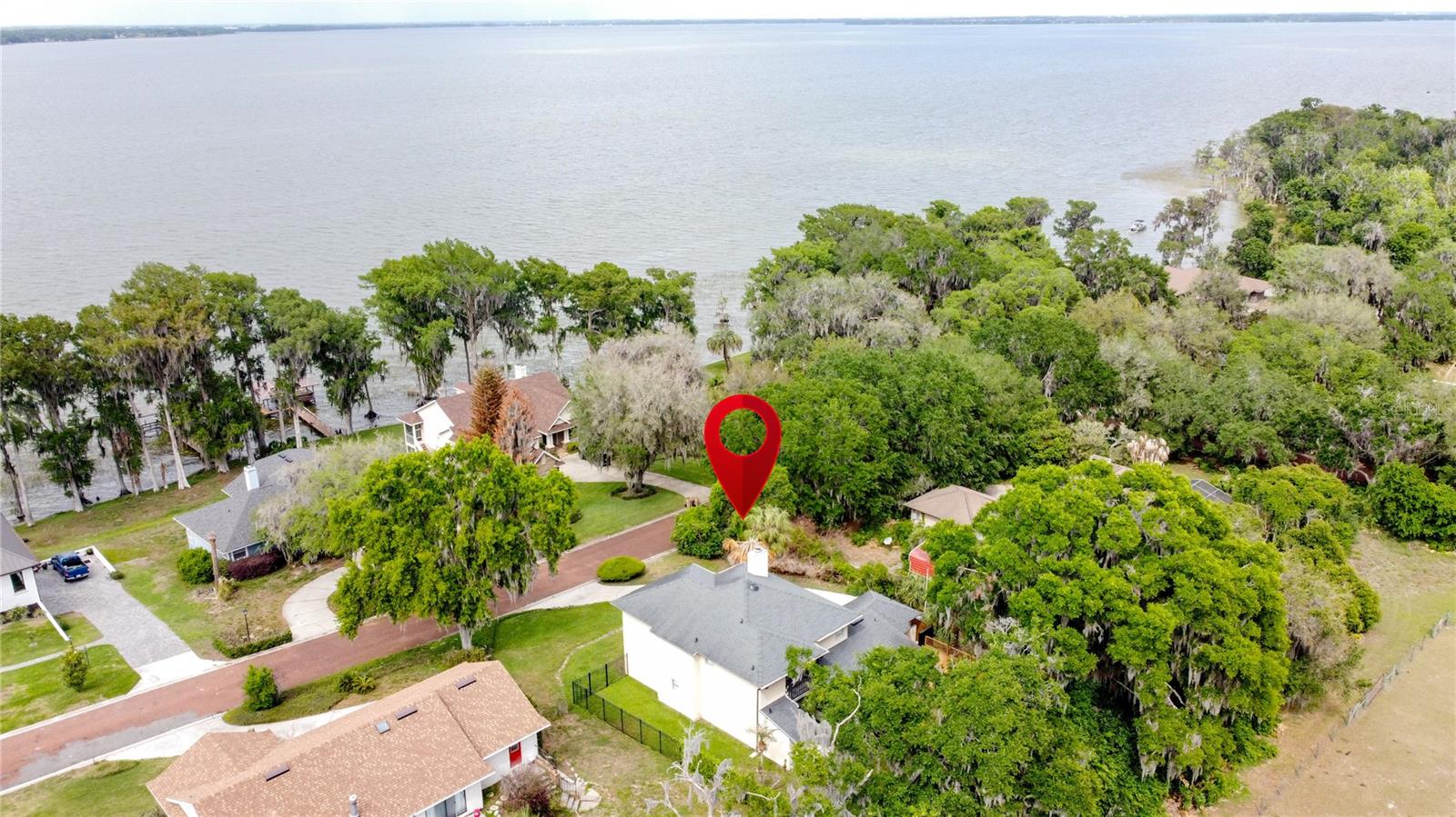 Image 86 of 92 For 6846 Lake View Drive