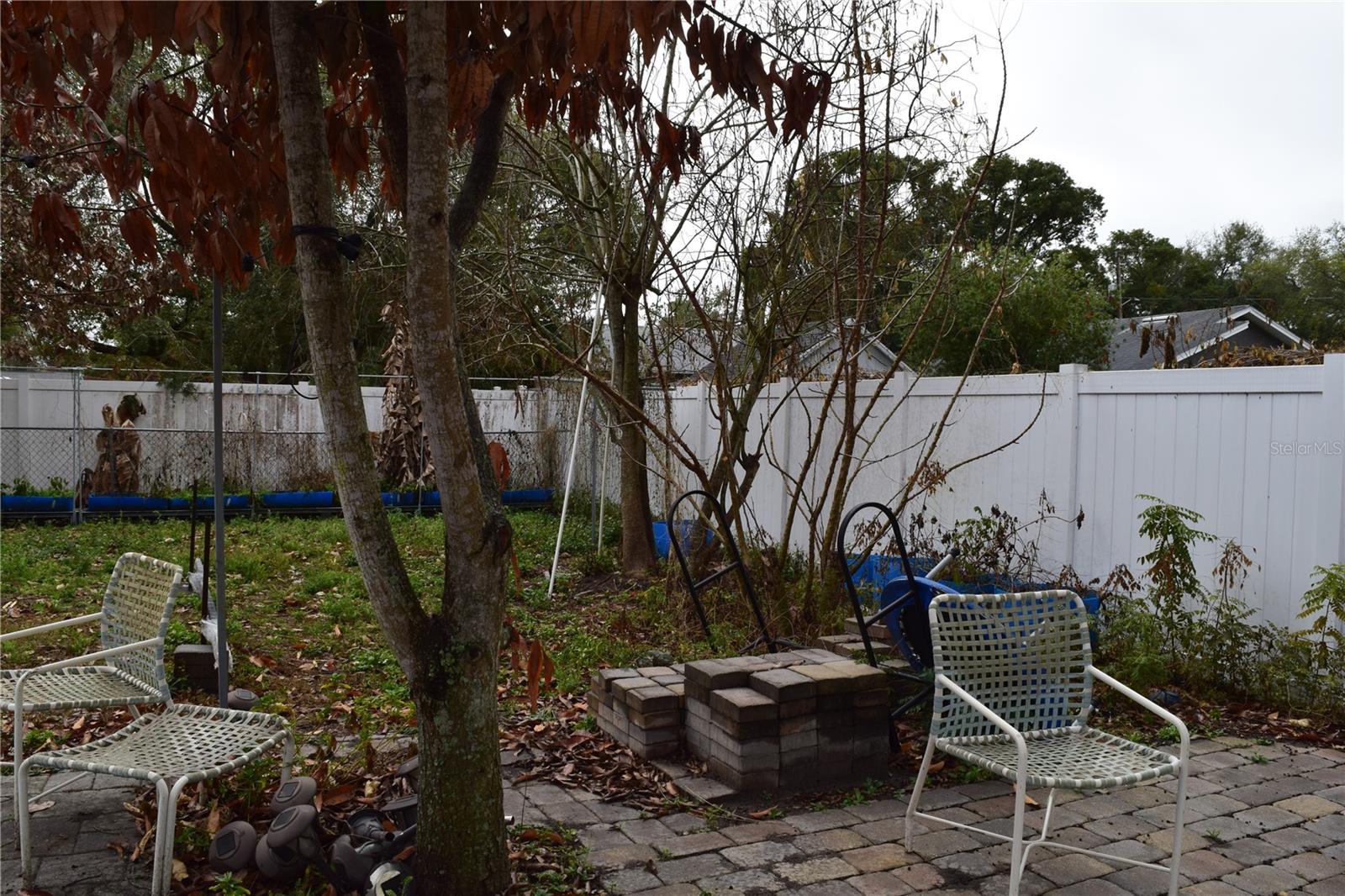 Image 17 of 64 For 8304 Dot Lane