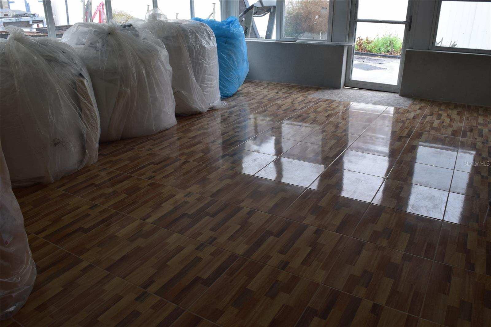 Image 26 of 64 For 8304 Dot Lane