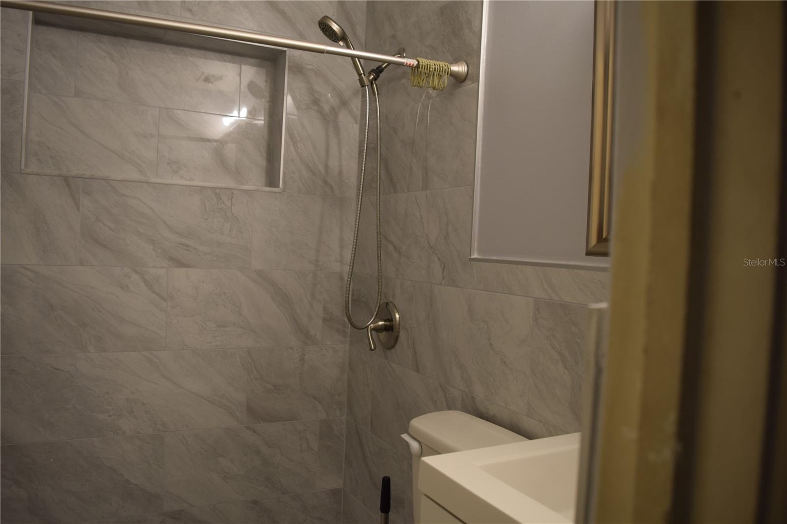 Image 62 of 64 For 8304 Dot Lane