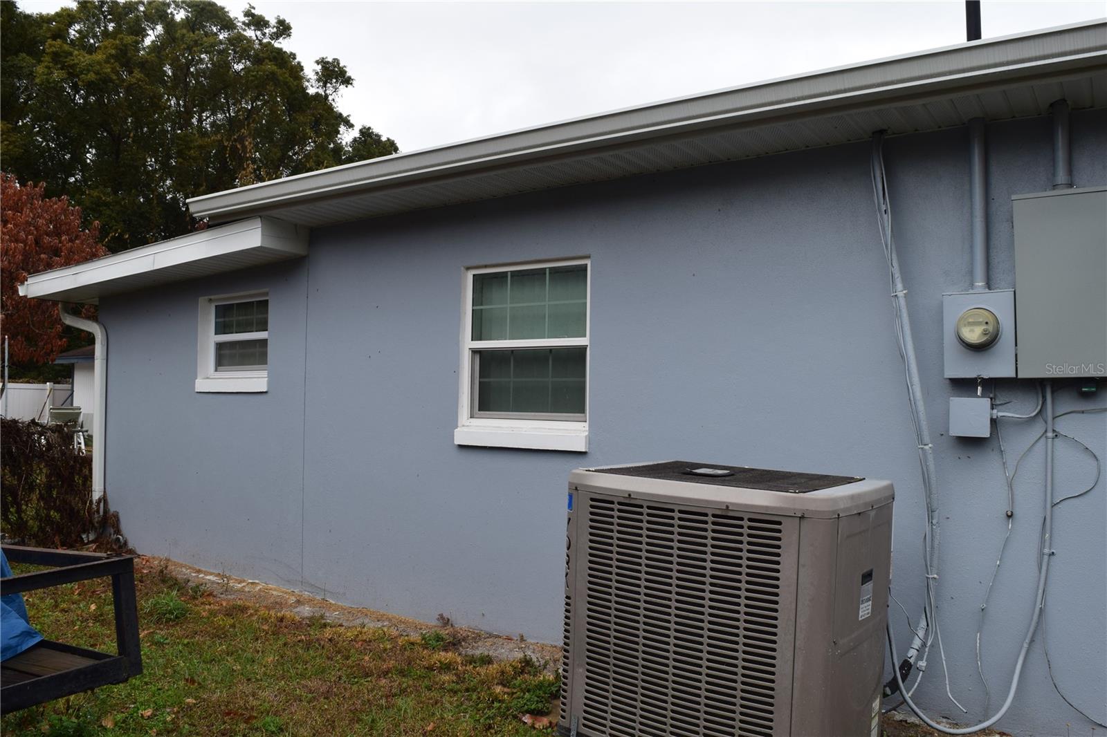 Image 7 of 64 For 8304 Dot Lane