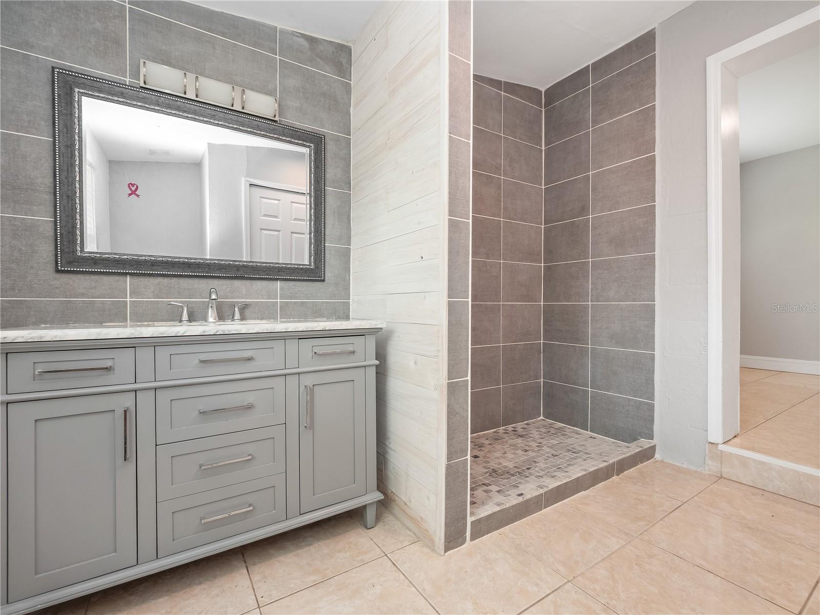 Image 9 of 22 For 970 Roberts Boulevard