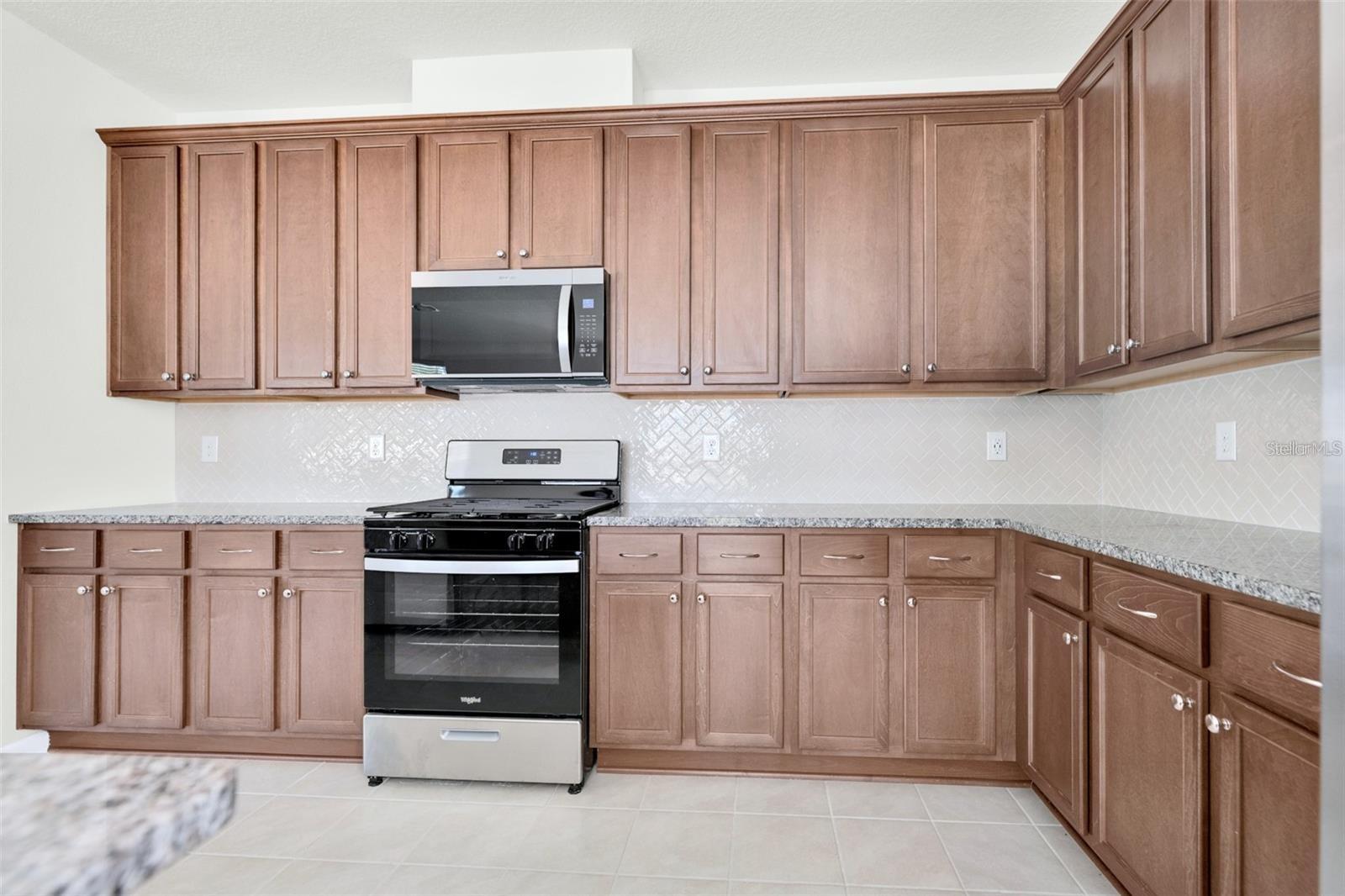 Image 5 of 45 For 88 Waverly Lane