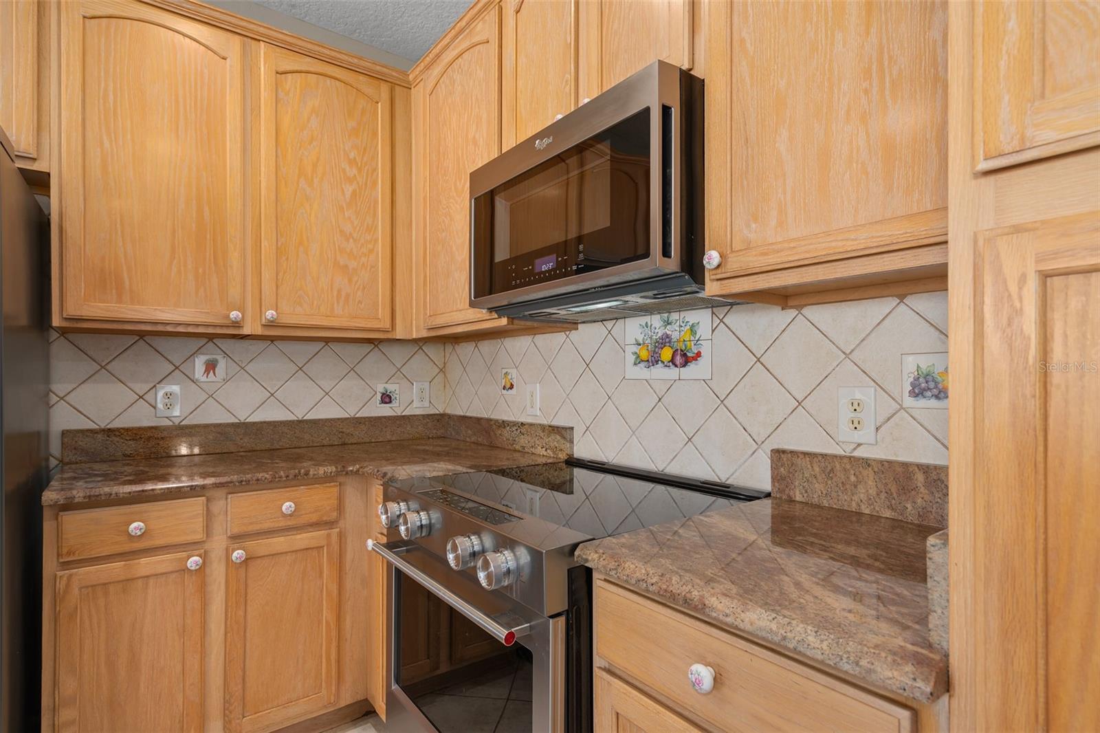 Image 17 of 52 For 1555 Harrier Drive