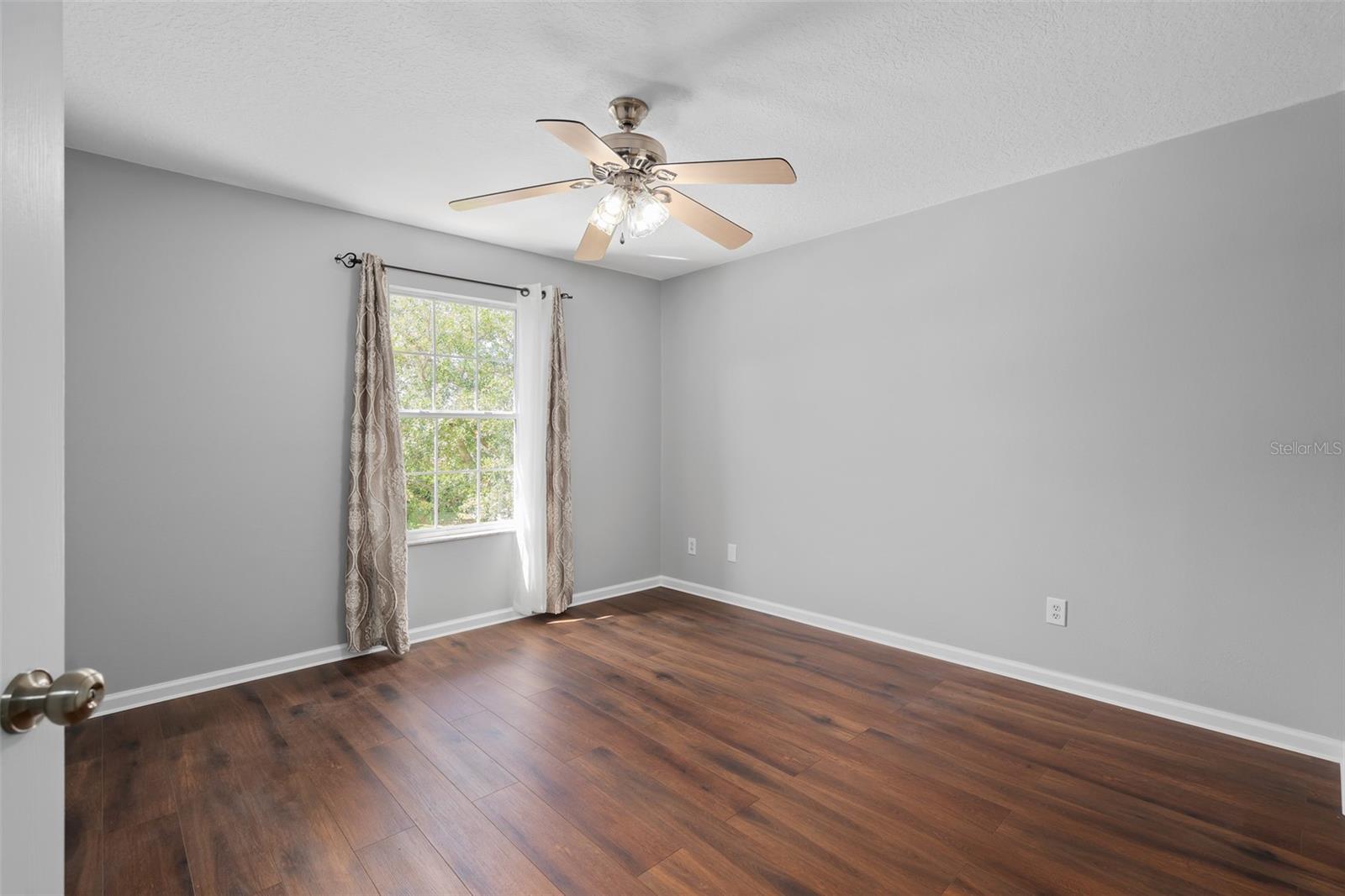 Image 28 of 52 For 1555 Harrier Drive