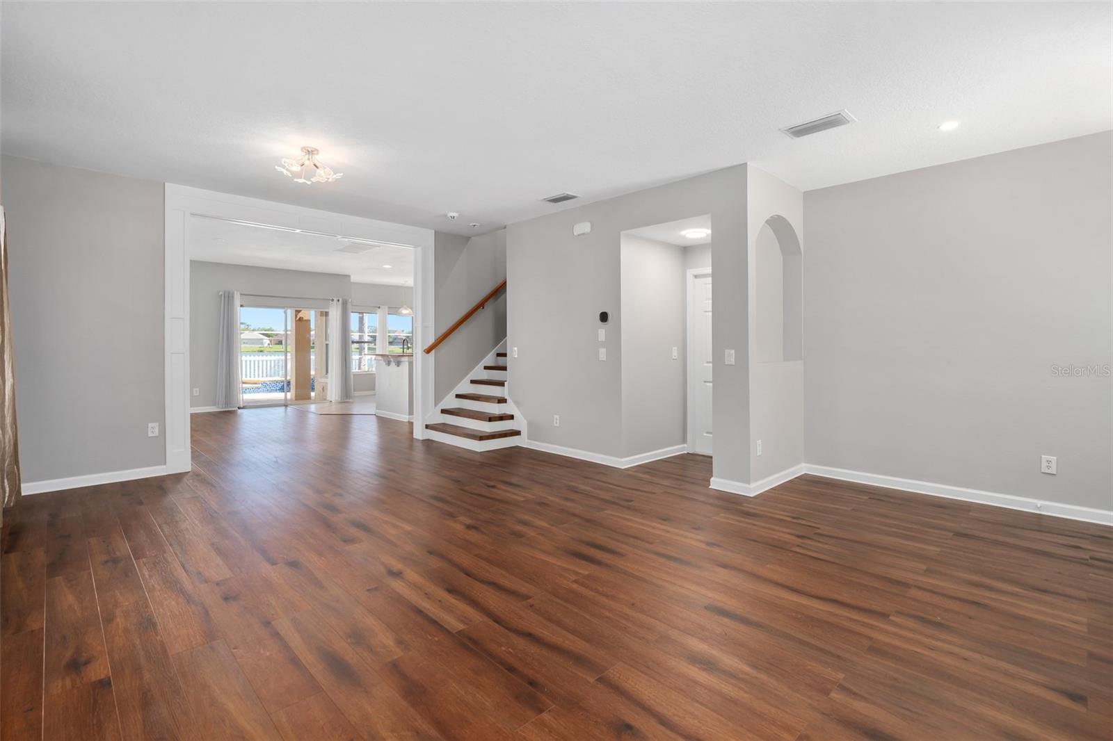 Image 7 of 52 For 1555 Harrier Drive