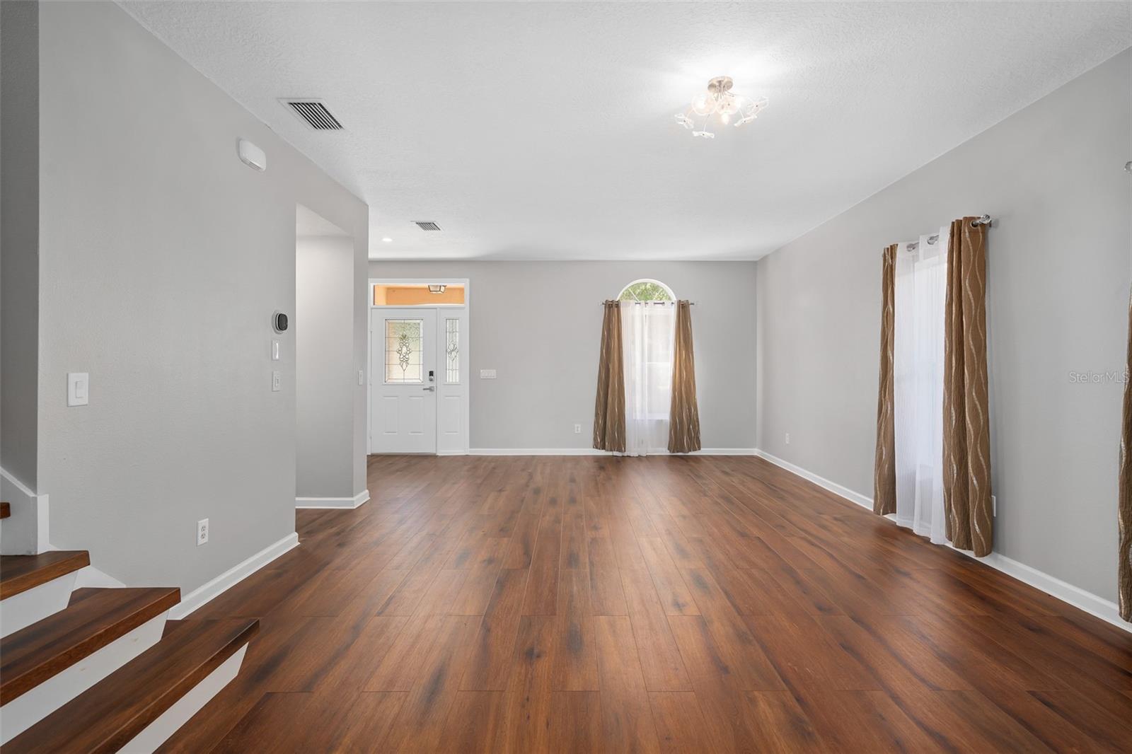 Image 9 of 52 For 1555 Harrier Drive