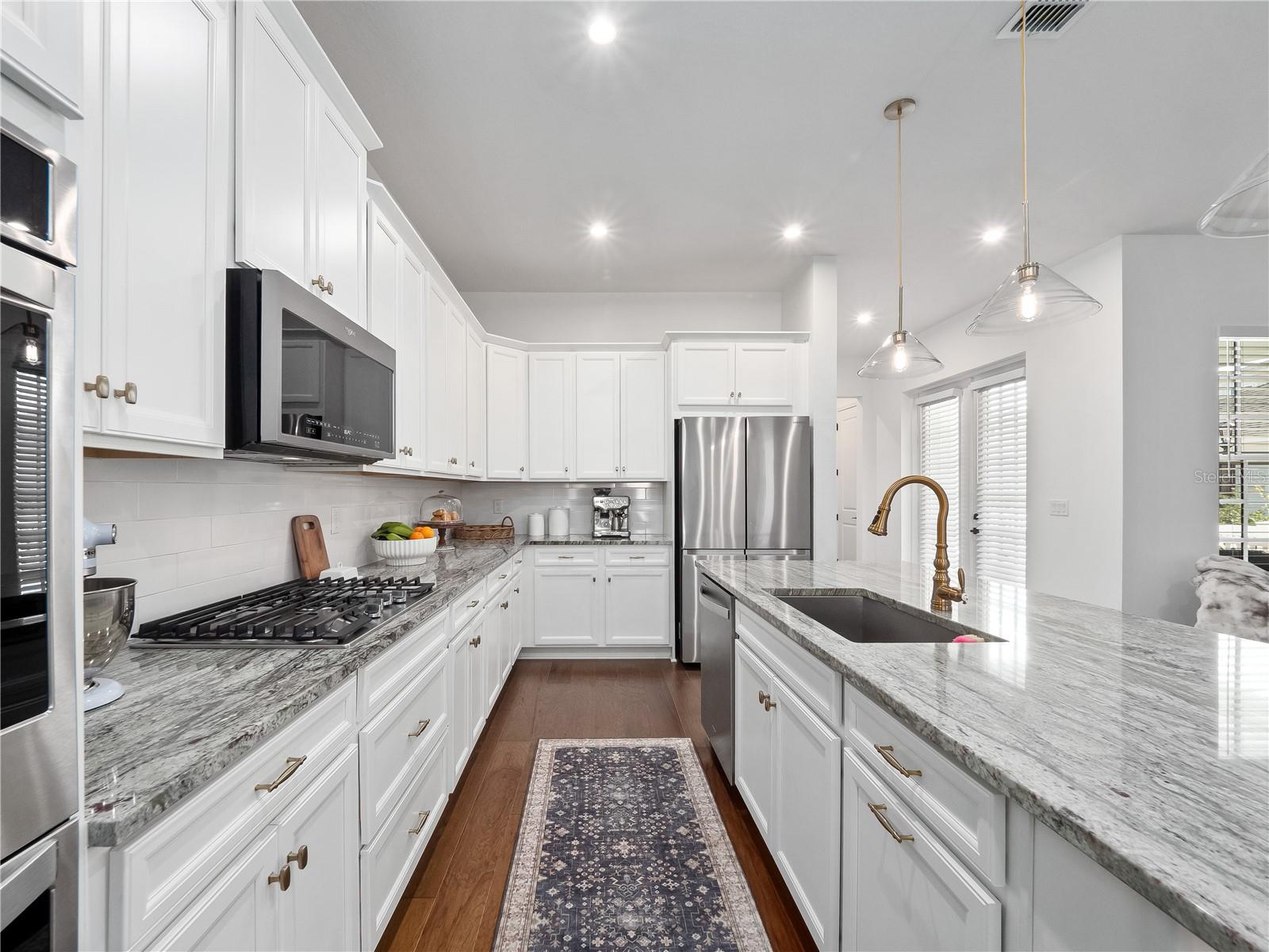 Image 4 of 40 For 7484 Estuary Lake Loop