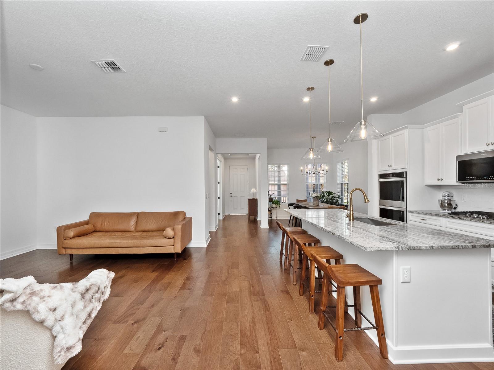 Image 7 of 40 For 7484 Estuary Lake Loop