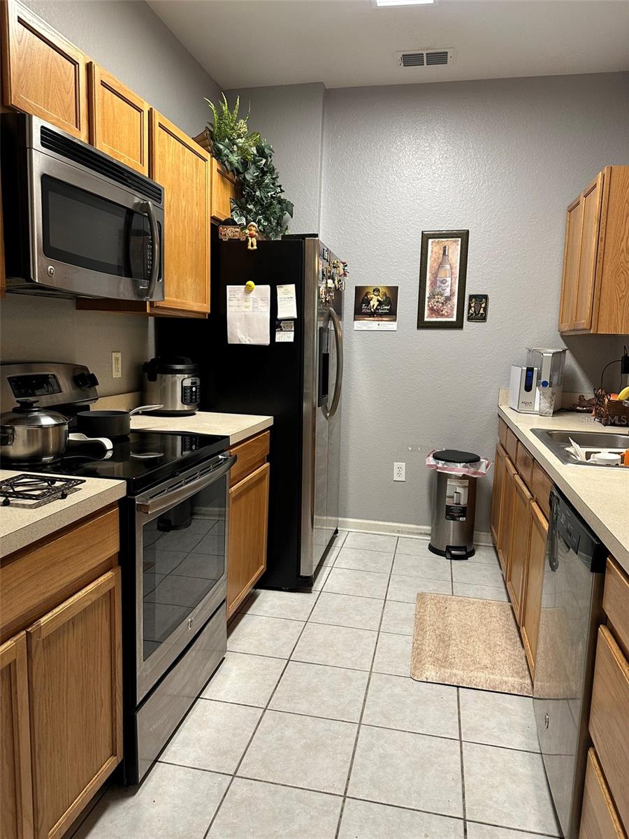 Image 18 of 22 For 8710 Saratoga Inlet Drive 207