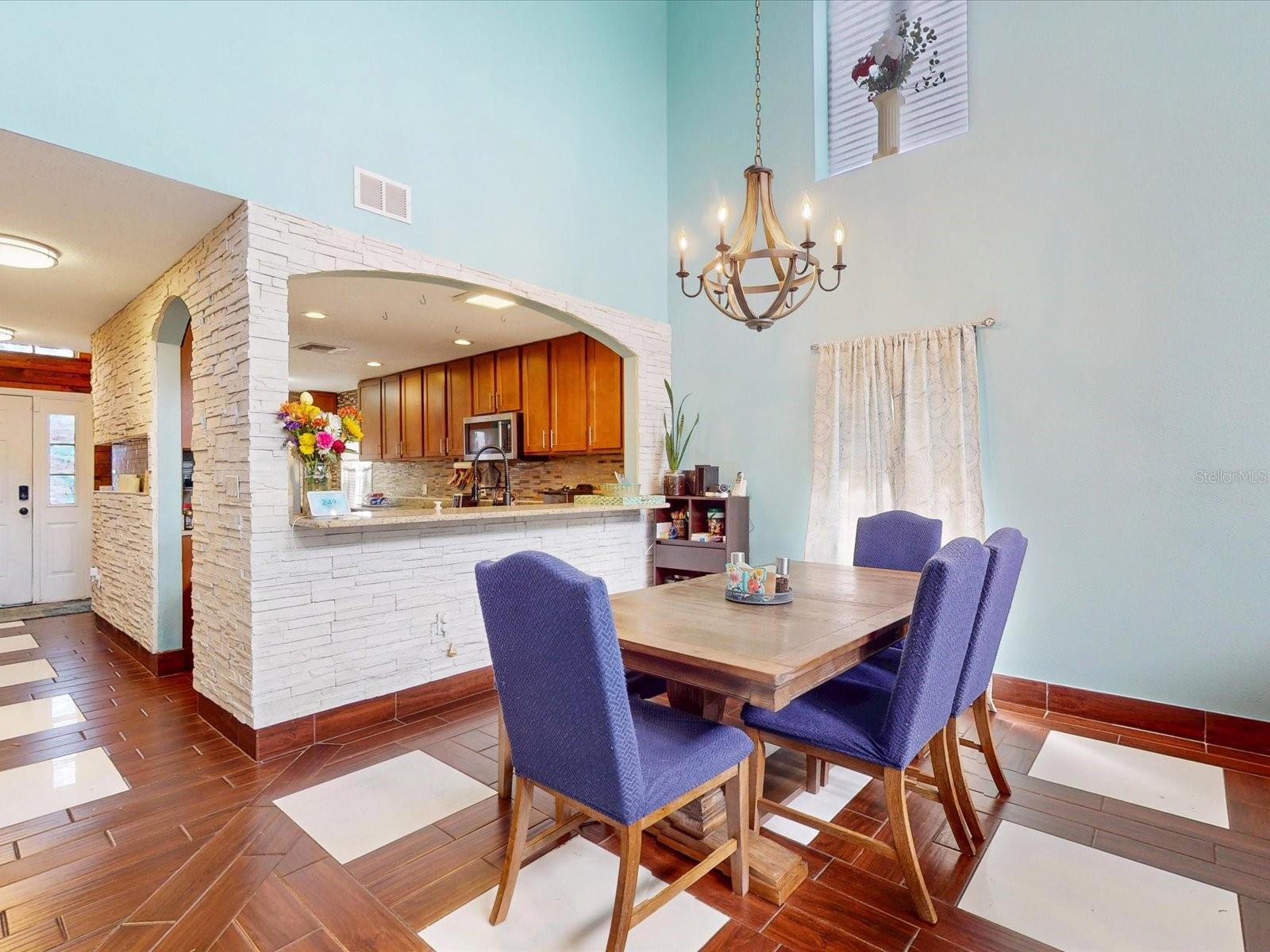 Image 10 of 40 For 4313 Bay Brook Drive