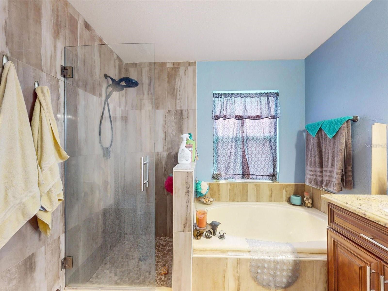 Image 22 of 40 For 4313 Bay Brook Drive