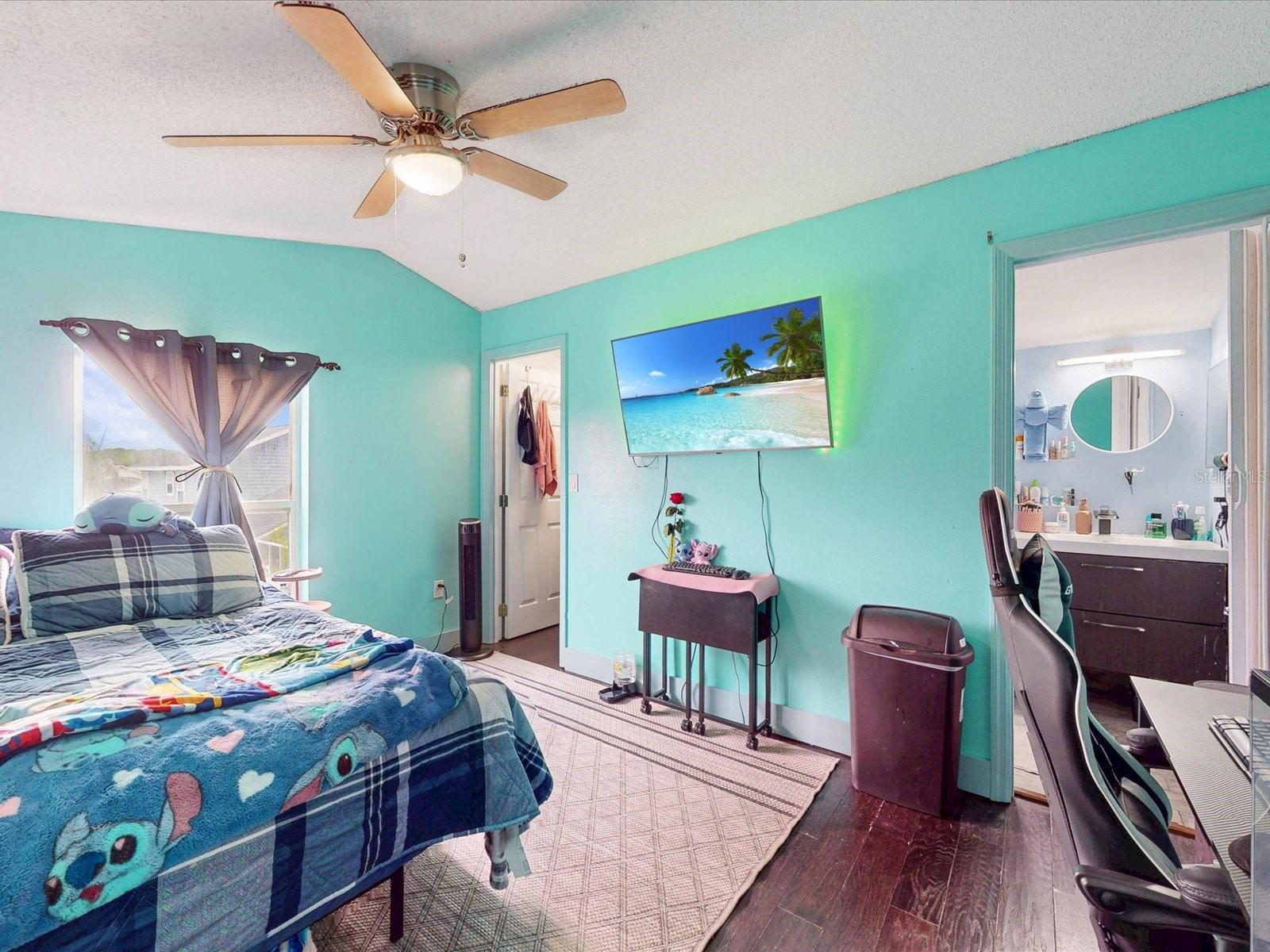 Image 24 of 40 For 4313 Bay Brook Drive