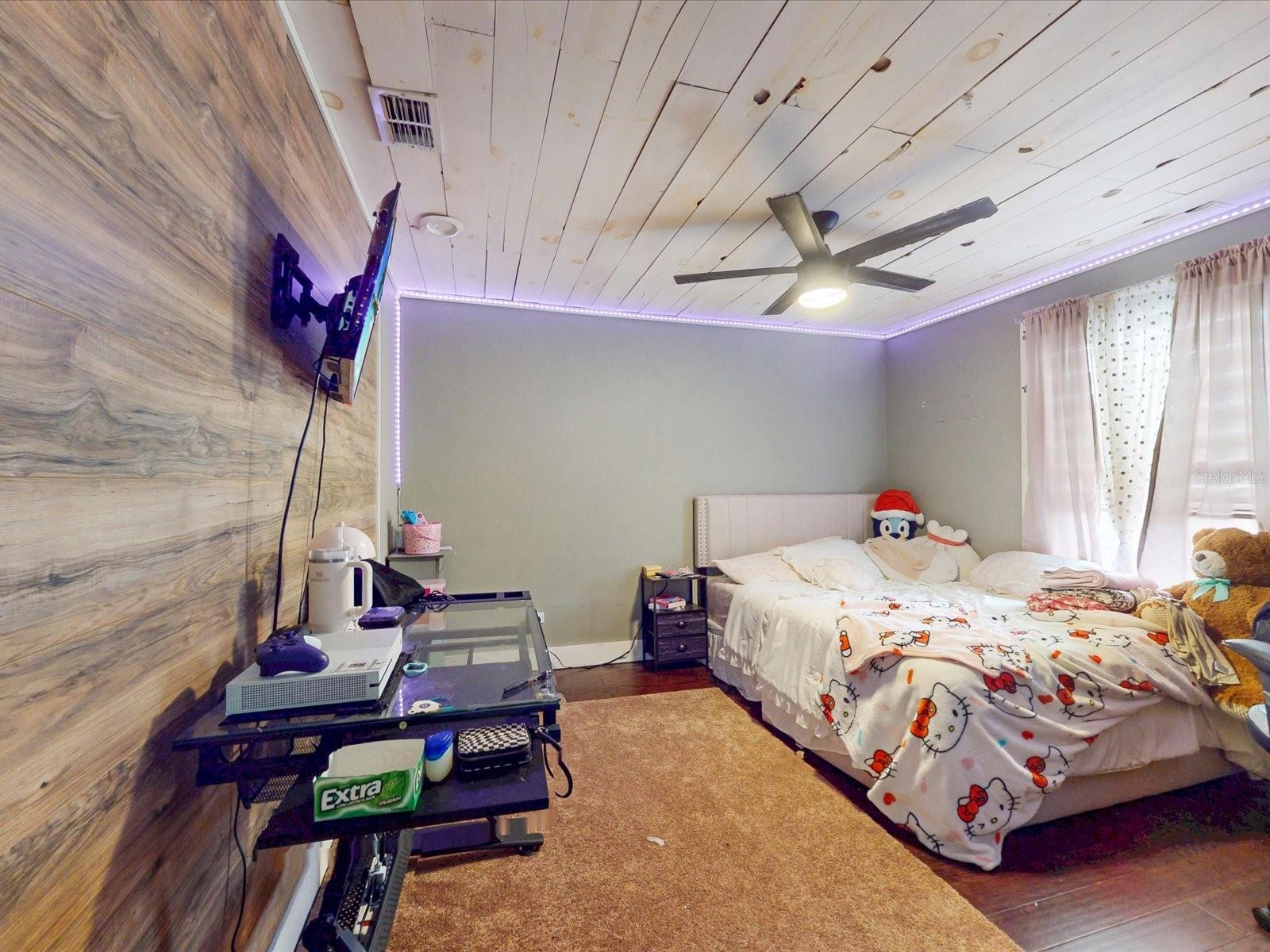 Image 26 of 40 For 4313 Bay Brook Drive