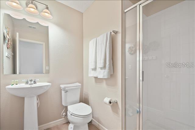 Image 17 of 23 For 5108 Adelaide Drive