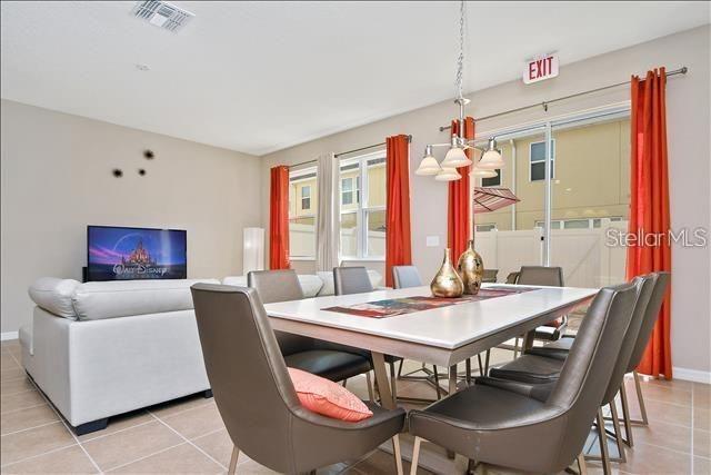 Image 2 of 23 For 5108 Adelaide Drive