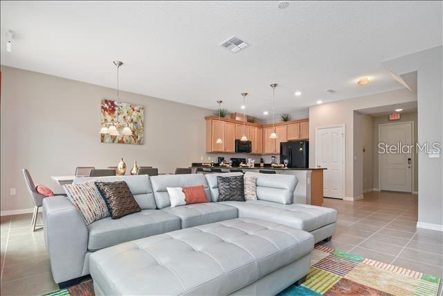 Image 4 of 23 For 5108 Adelaide Drive