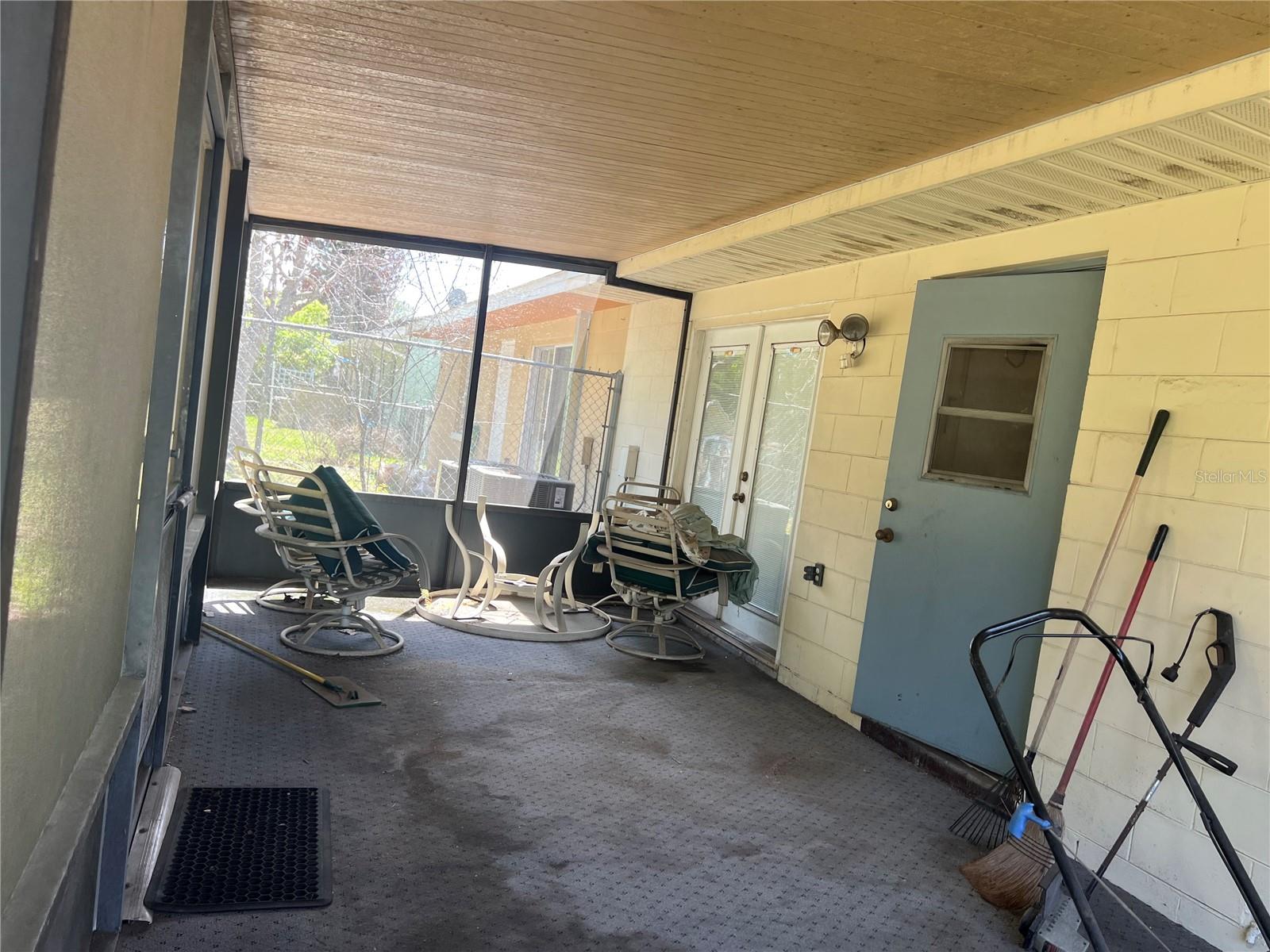 Image 14 of 16 For 749 Quail Hollow Drive