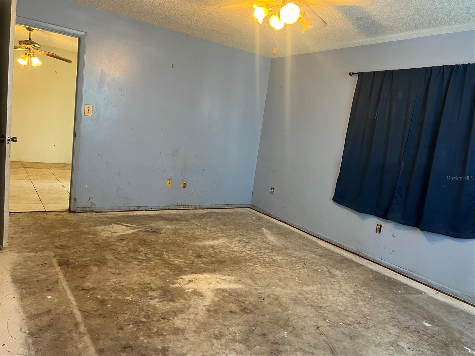 Image 6 of 16 For 749 Quail Hollow Drive