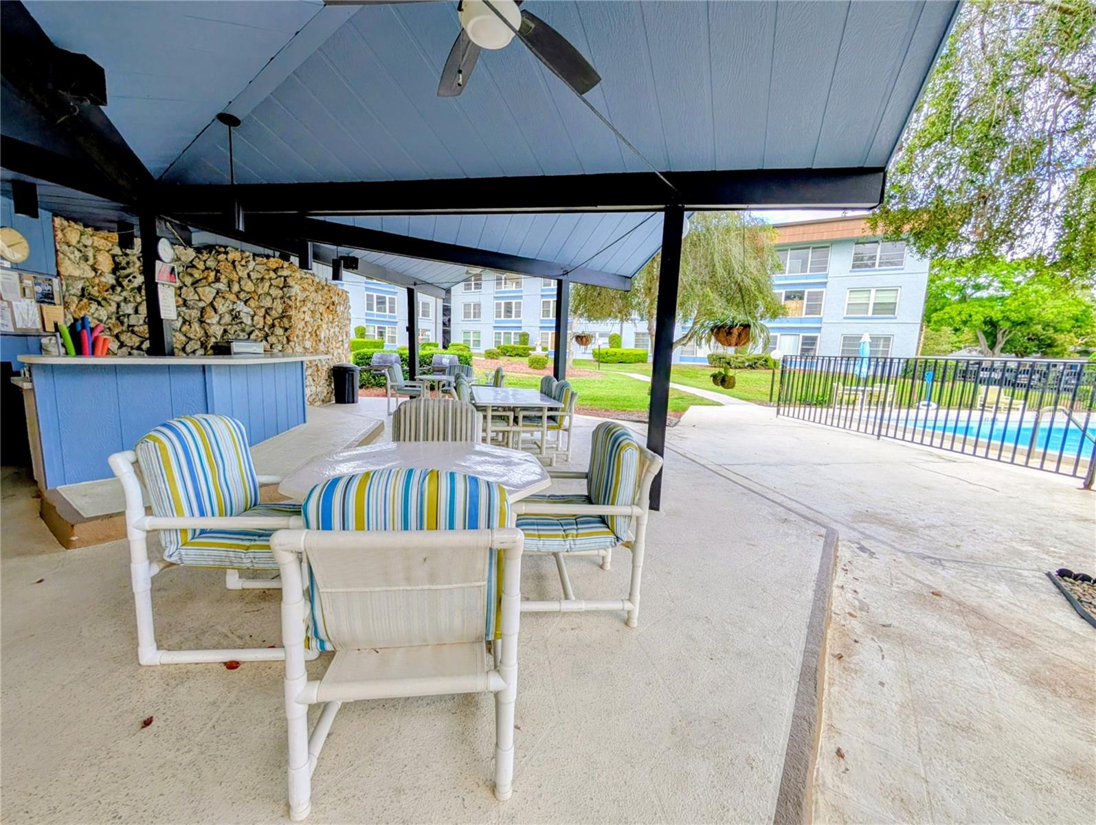 Image 25 of 35 For 333 Lake Howard Drive Nw 212a