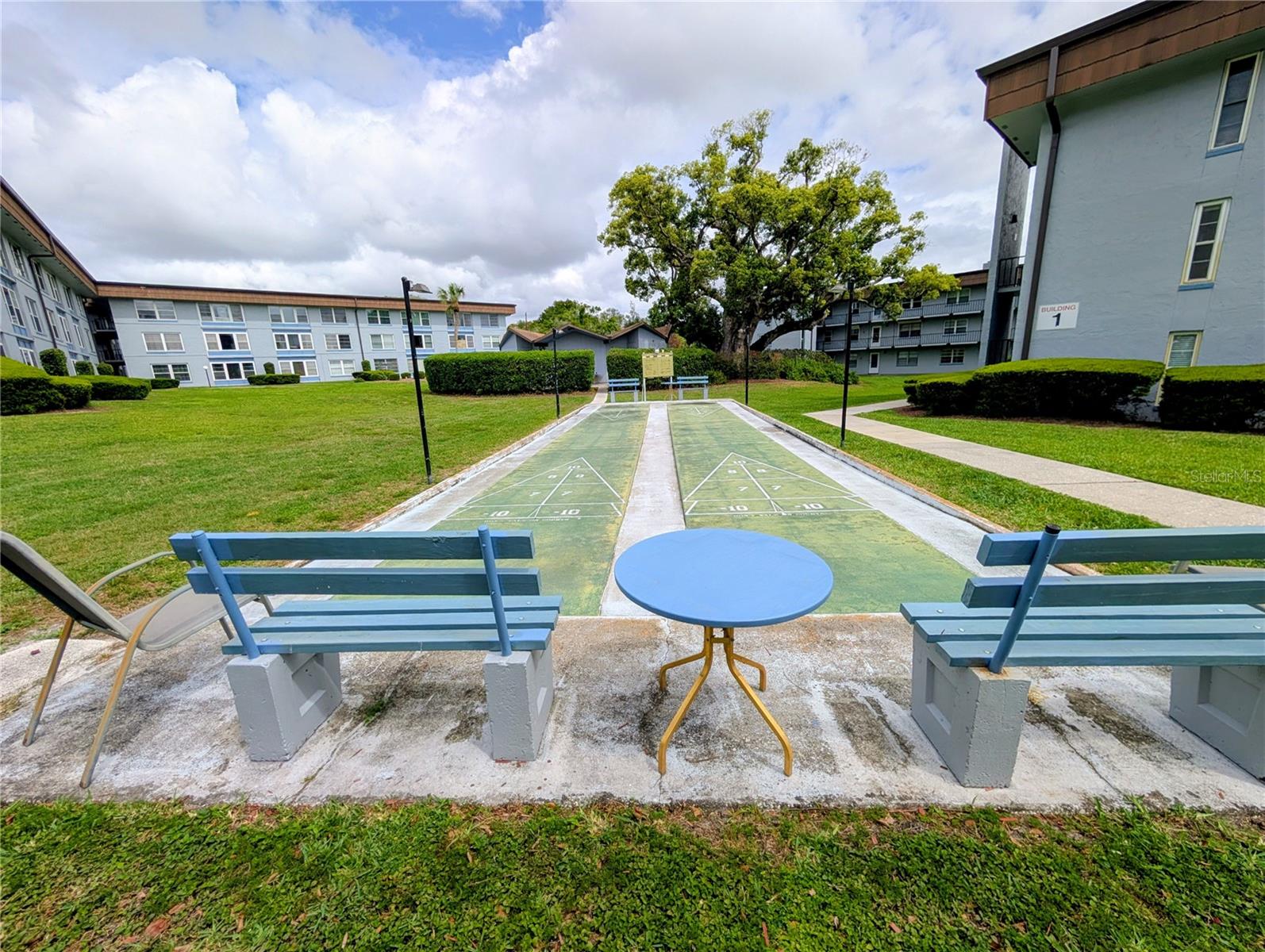 Image 26 of 35 For 333 Lake Howard Drive Nw 212a