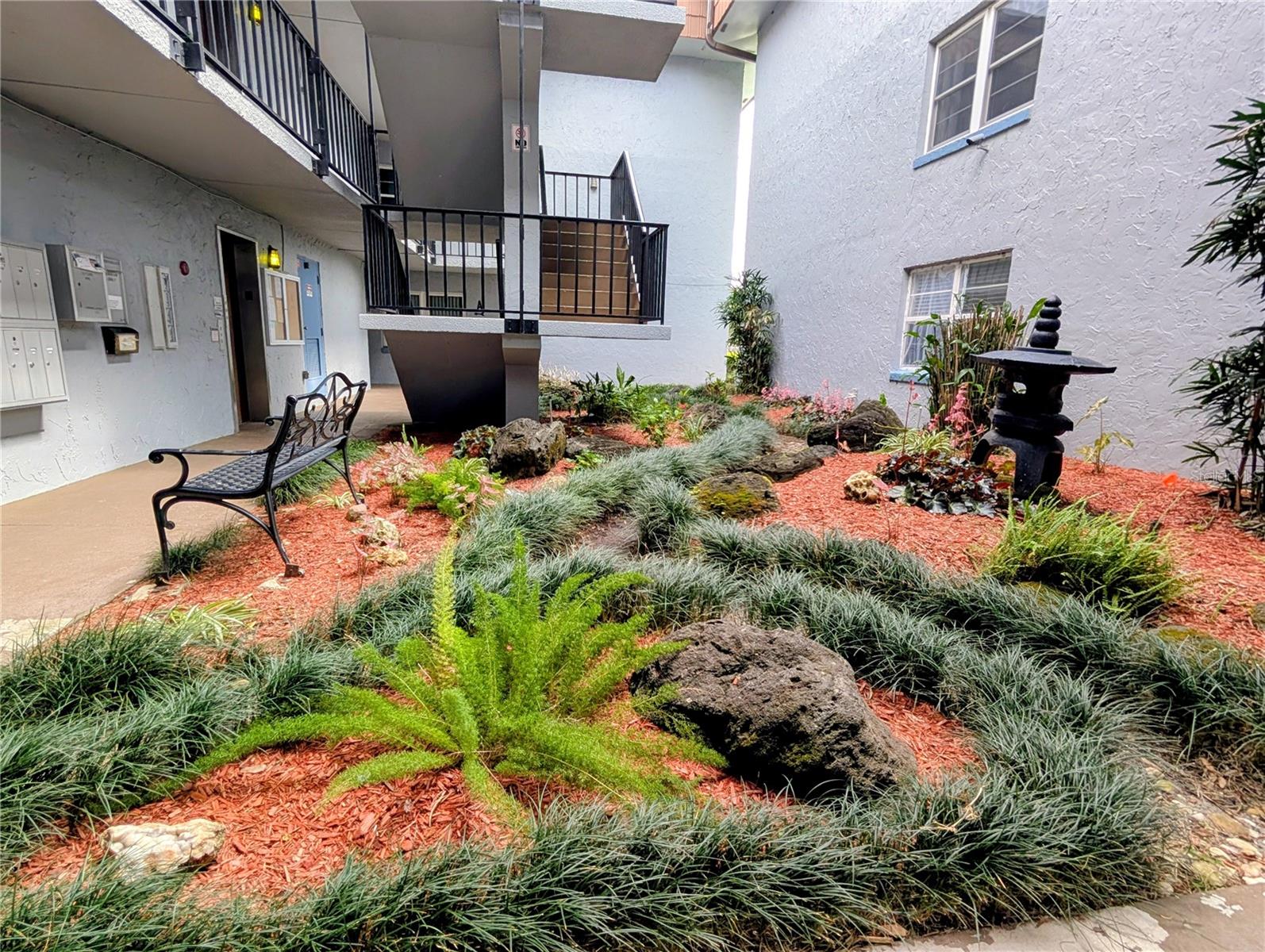 Image 27 of 35 For 333 Lake Howard Drive Nw 212a