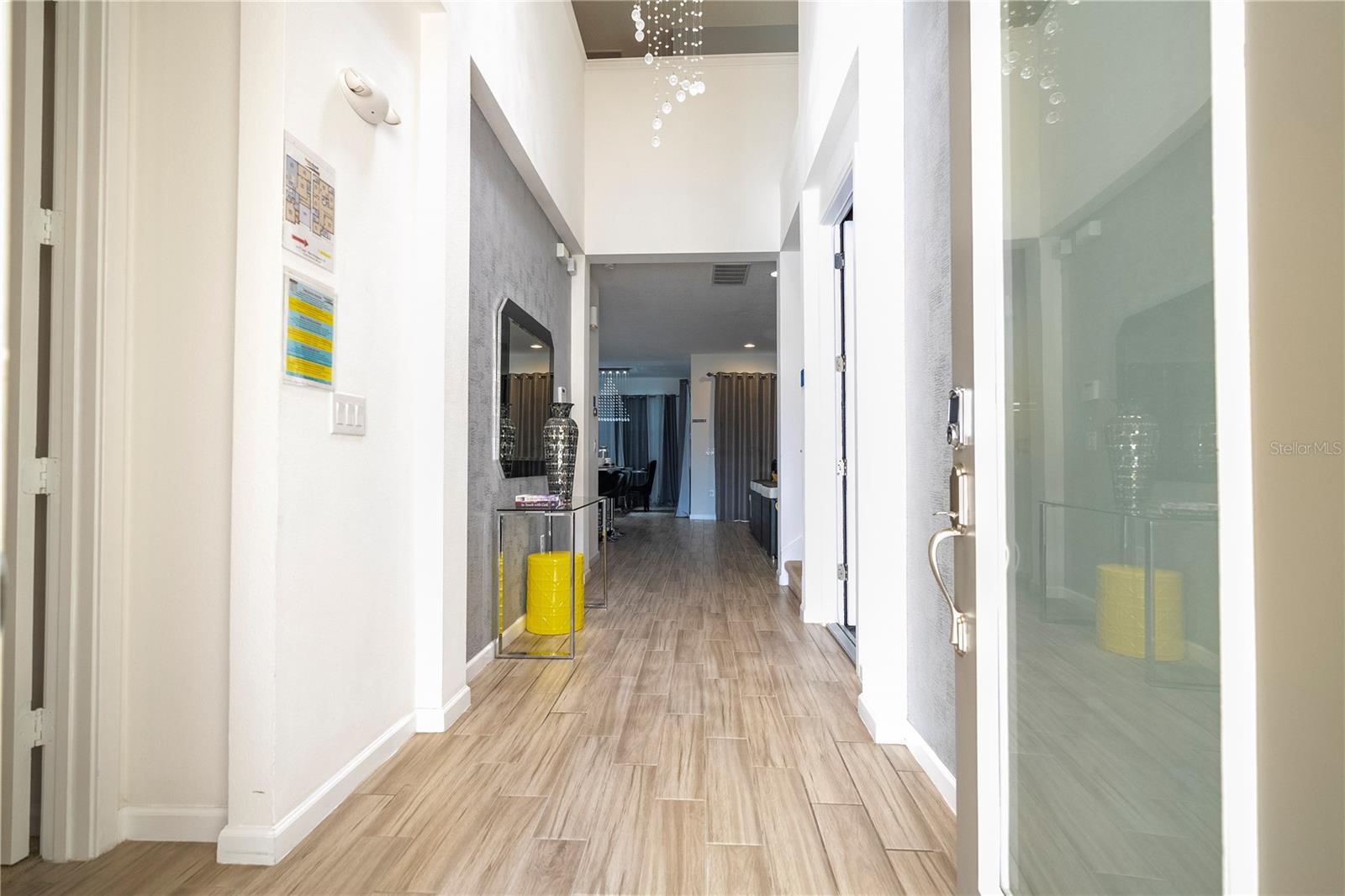 Image 2 of 87 For 2651 Calistoga Avenue