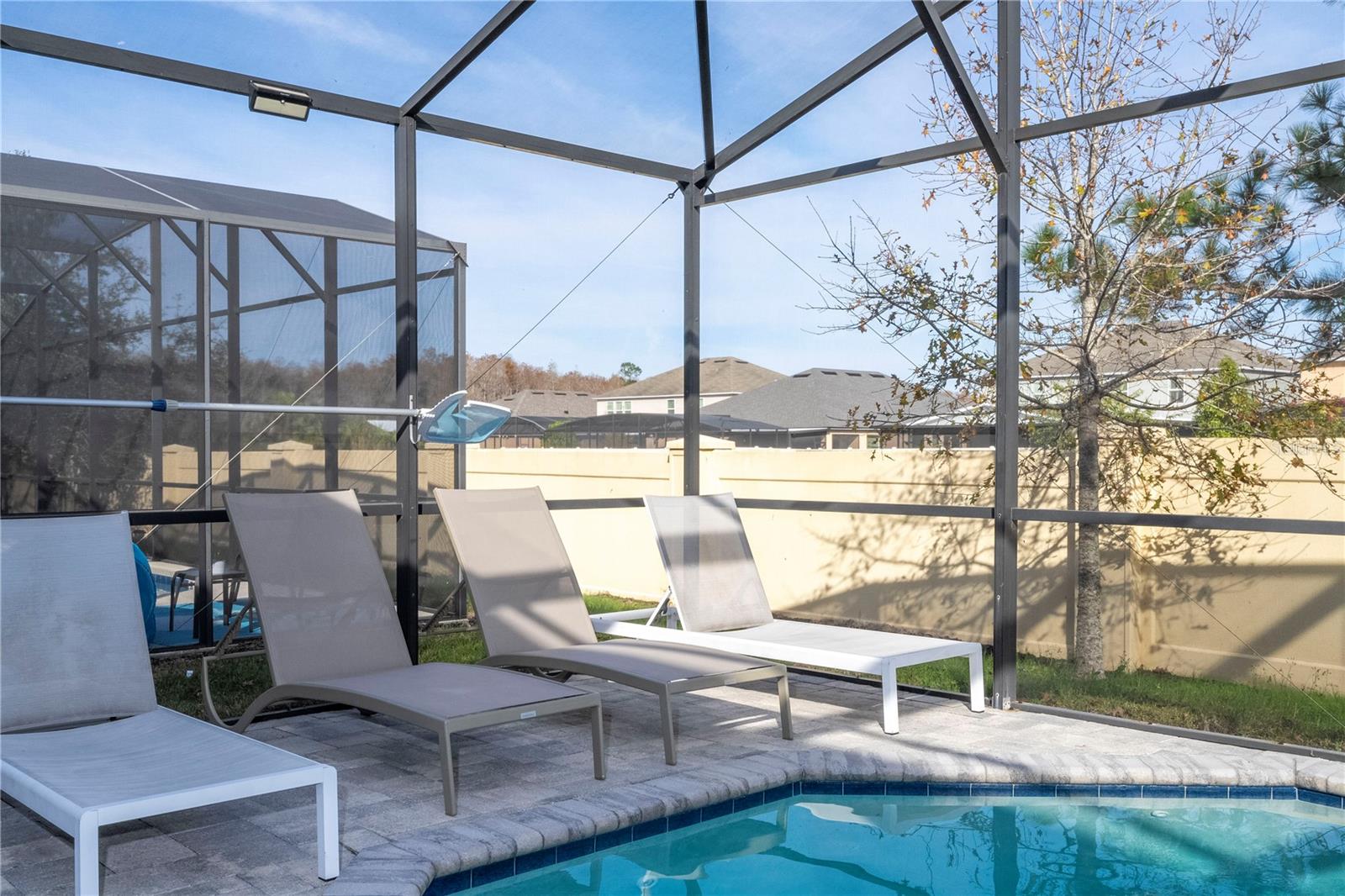 Image 36 of 87 For 2651 Calistoga Avenue