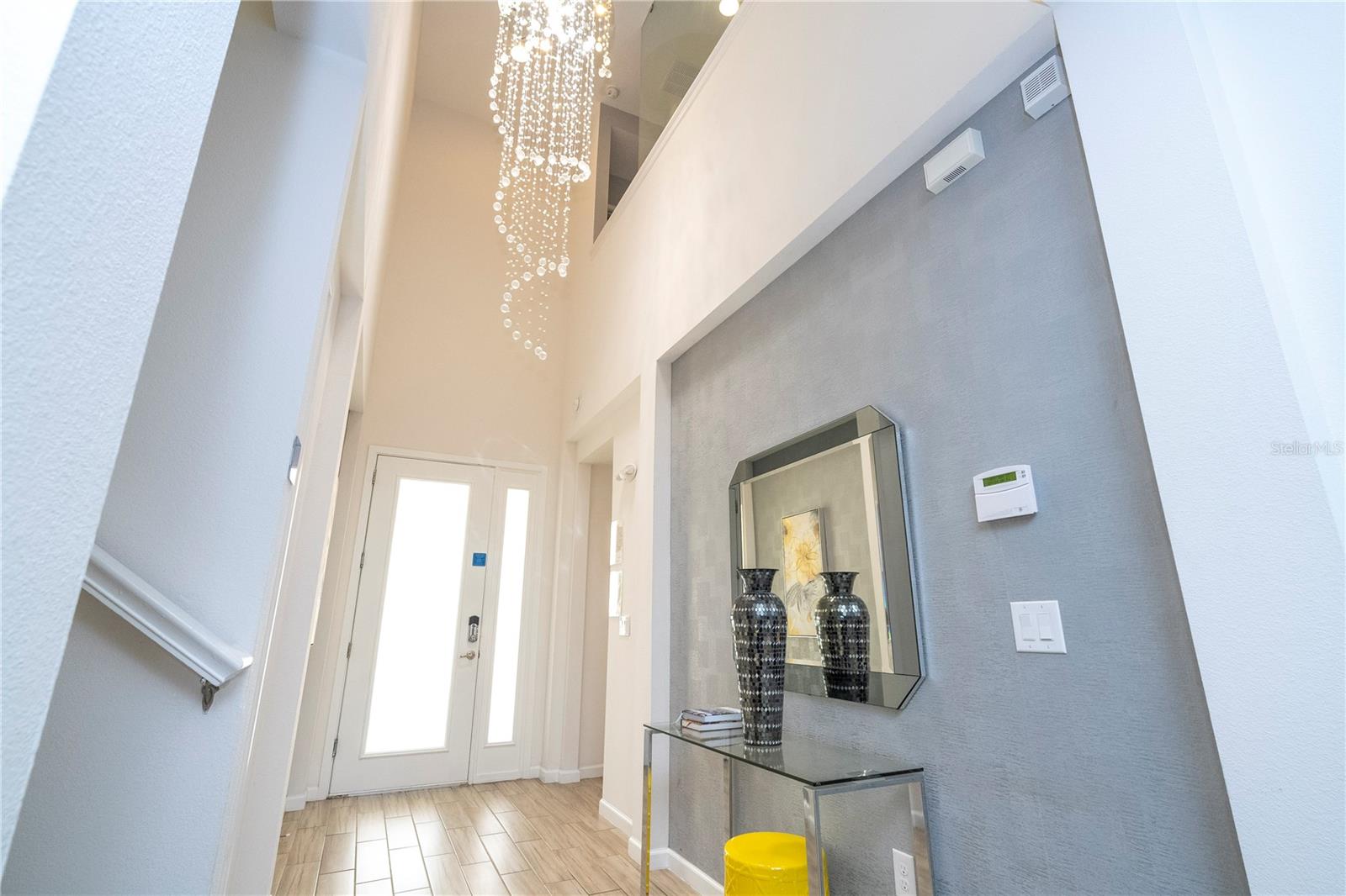 Image 4 of 87 For 2651 Calistoga Avenue