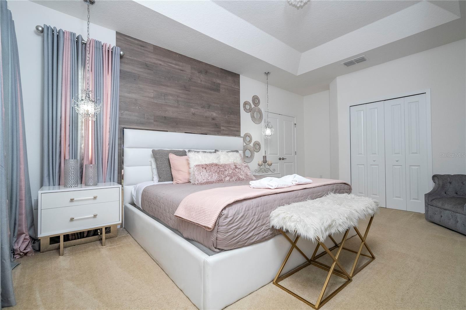 Image 42 of 87 For 2651 Calistoga Avenue