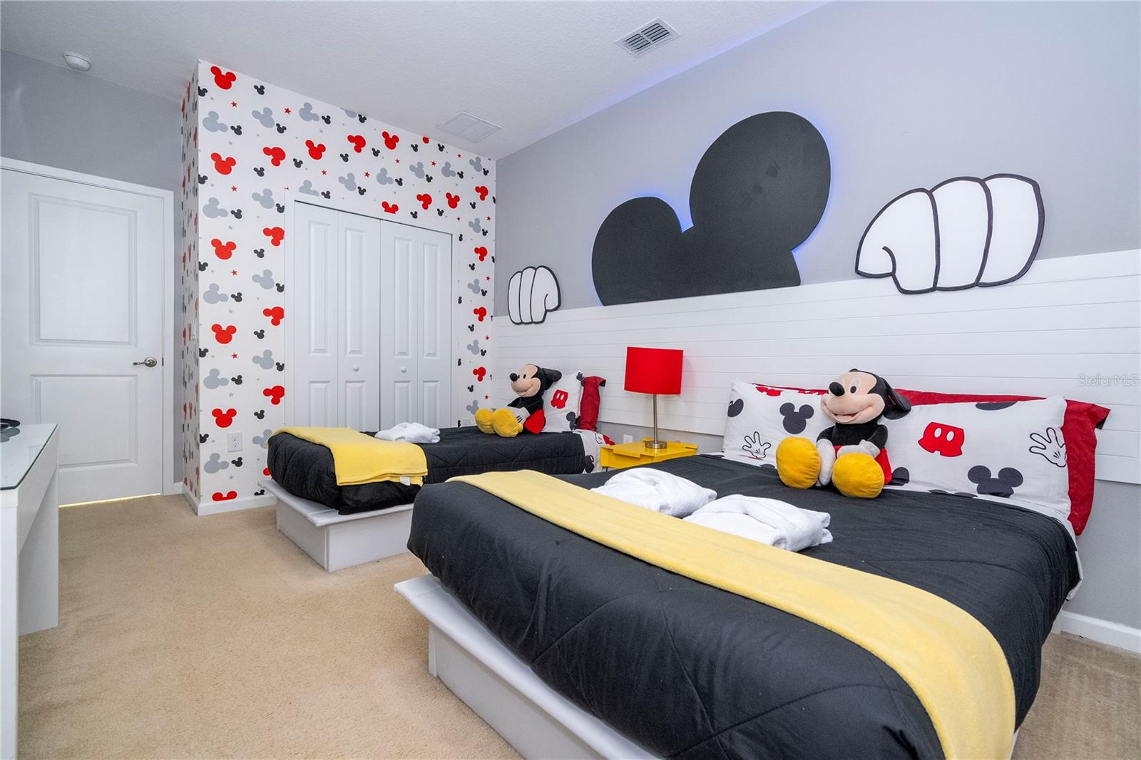 Image 49 of 87 For 2651 Calistoga Avenue