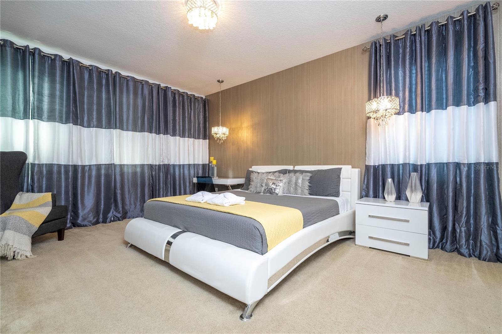 Image 5 of 87 For 2651 Calistoga Avenue