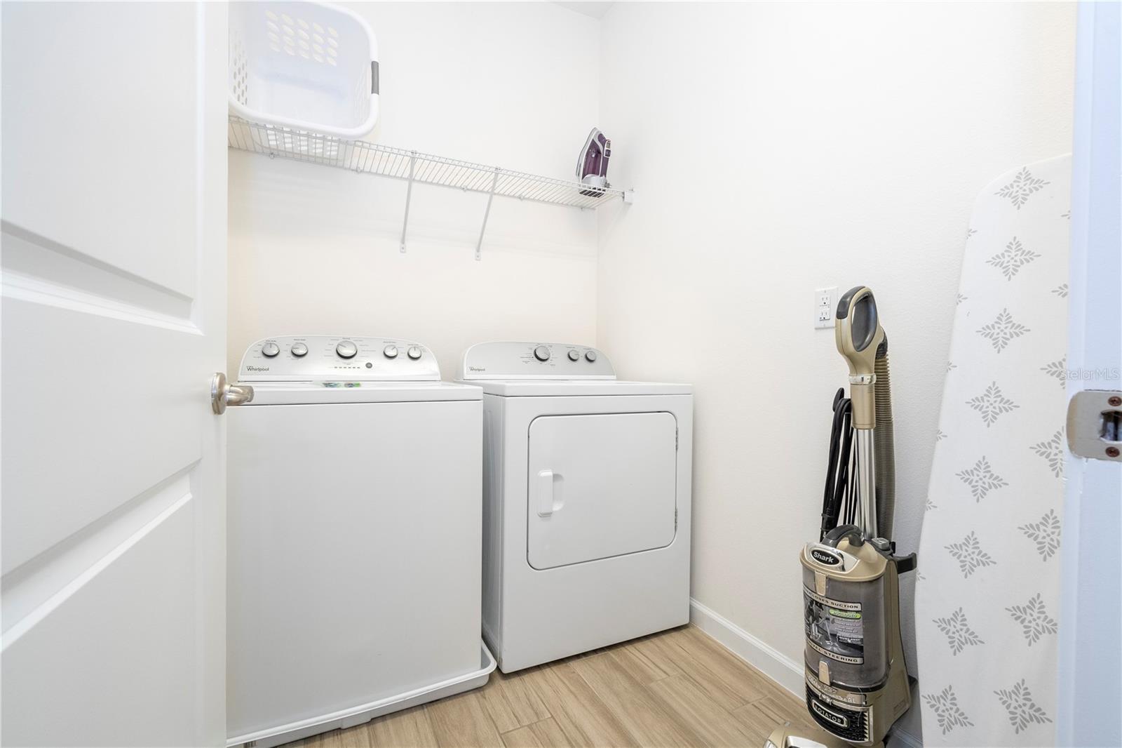 Image 52 of 87 For 2651 Calistoga Avenue