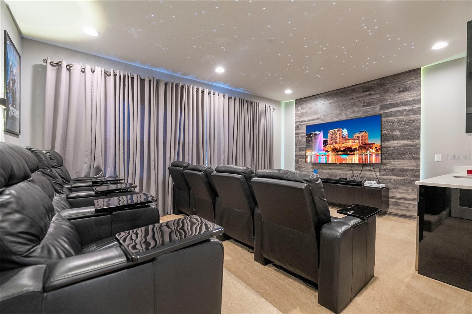 Image 53 of 87 For 2651 Calistoga Avenue