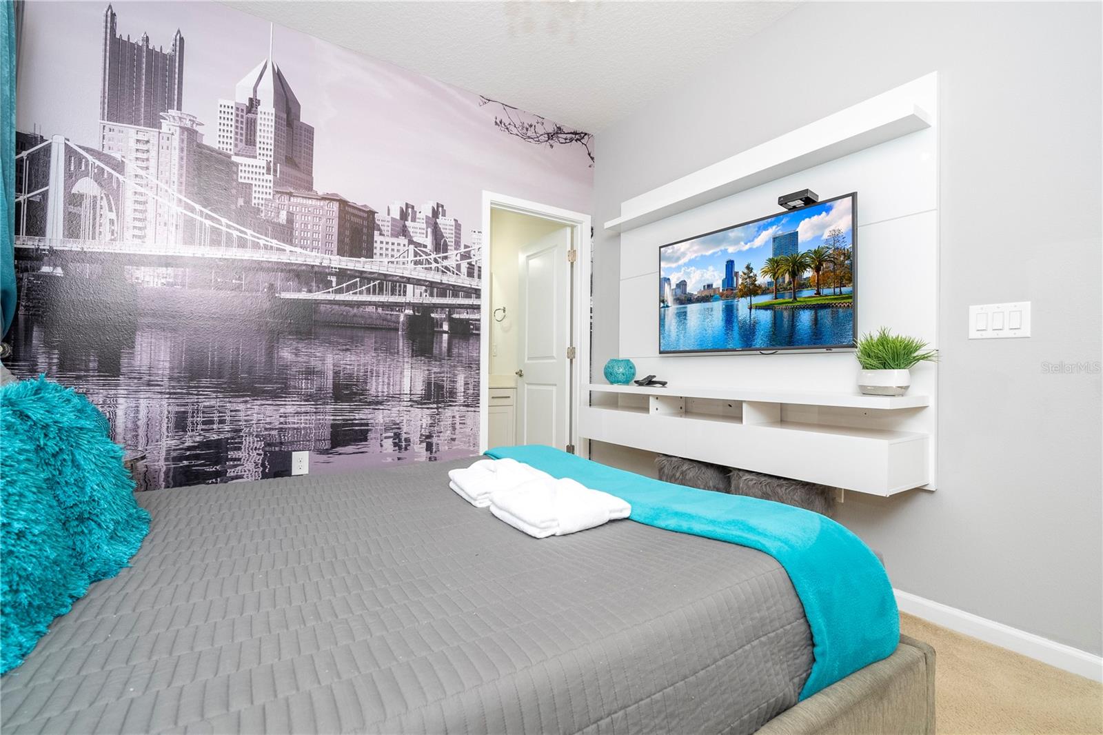 Image 58 of 87 For 2651 Calistoga Avenue