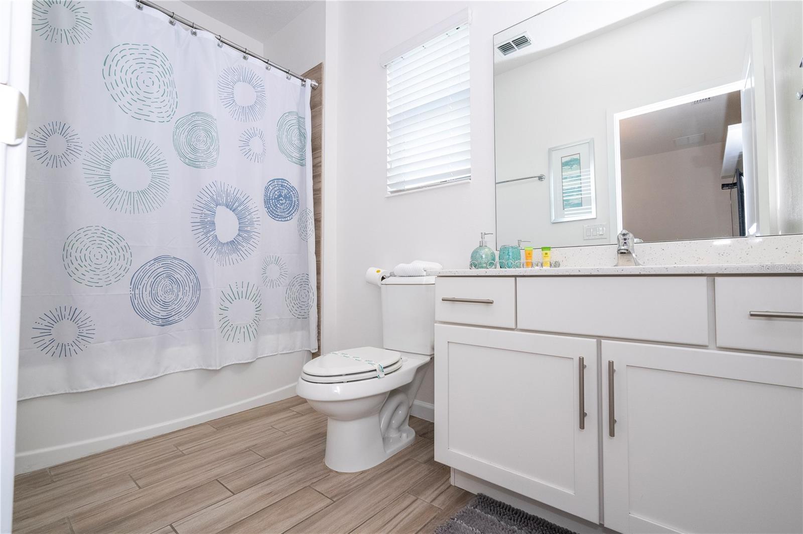 Image 60 of 87 For 2651 Calistoga Avenue