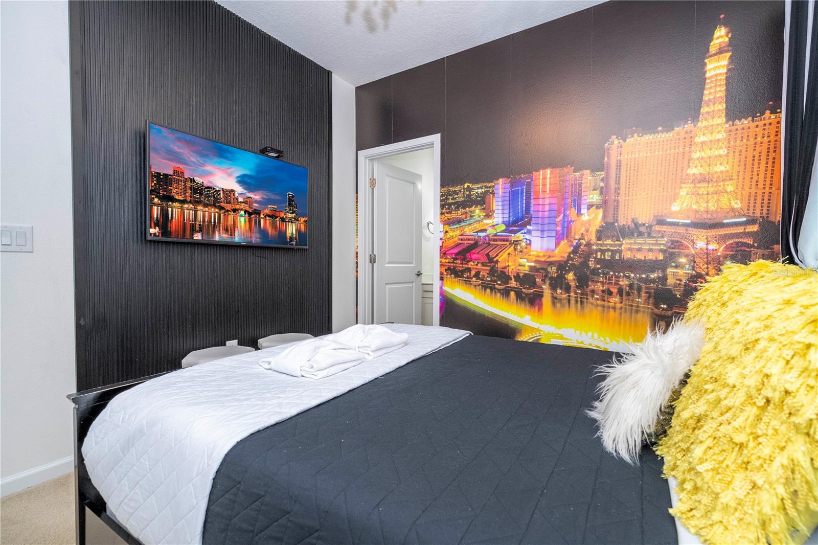 Image 62 of 87 For 2651 Calistoga Avenue