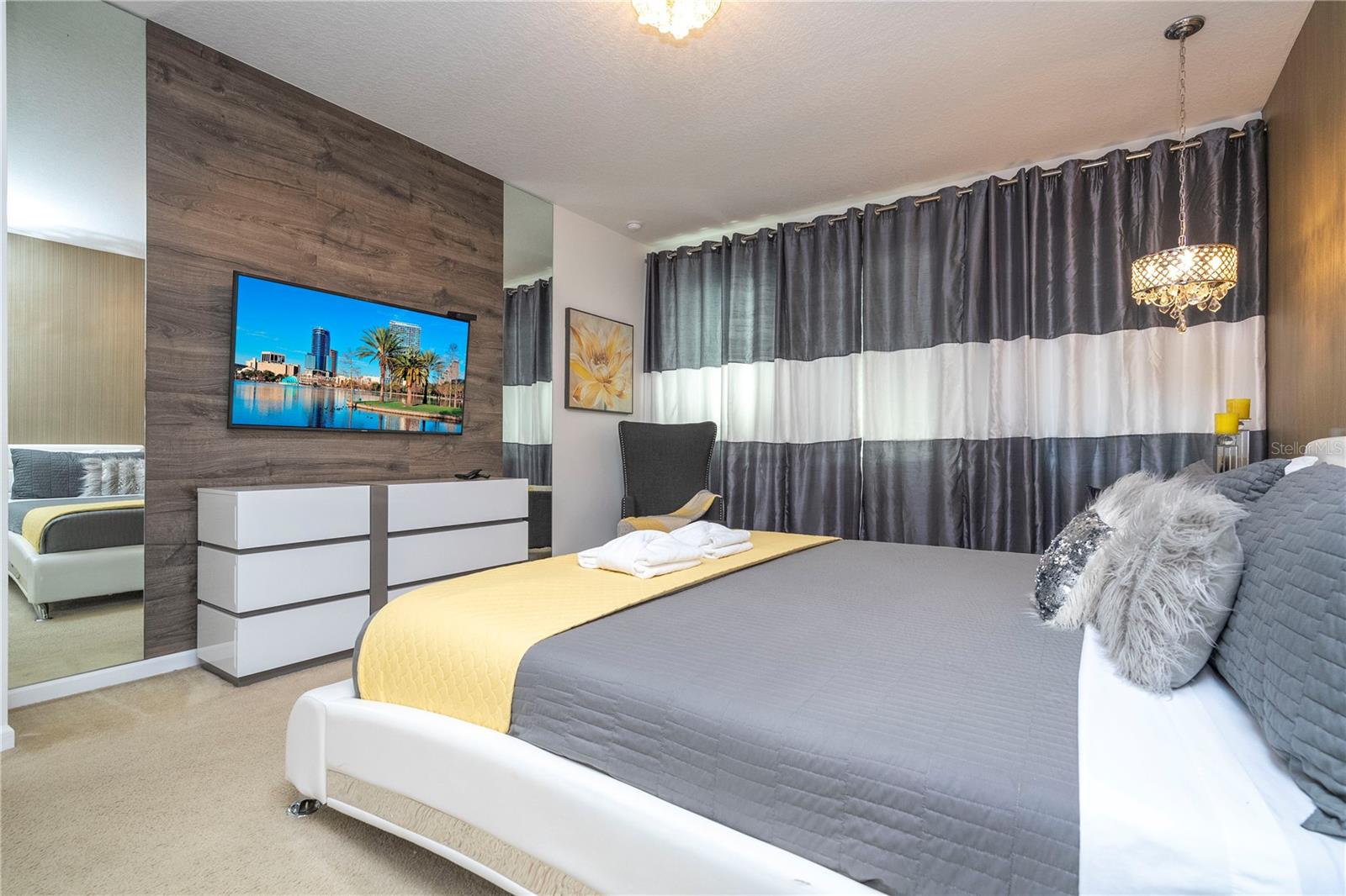 Image 7 of 87 For 2651 Calistoga Avenue